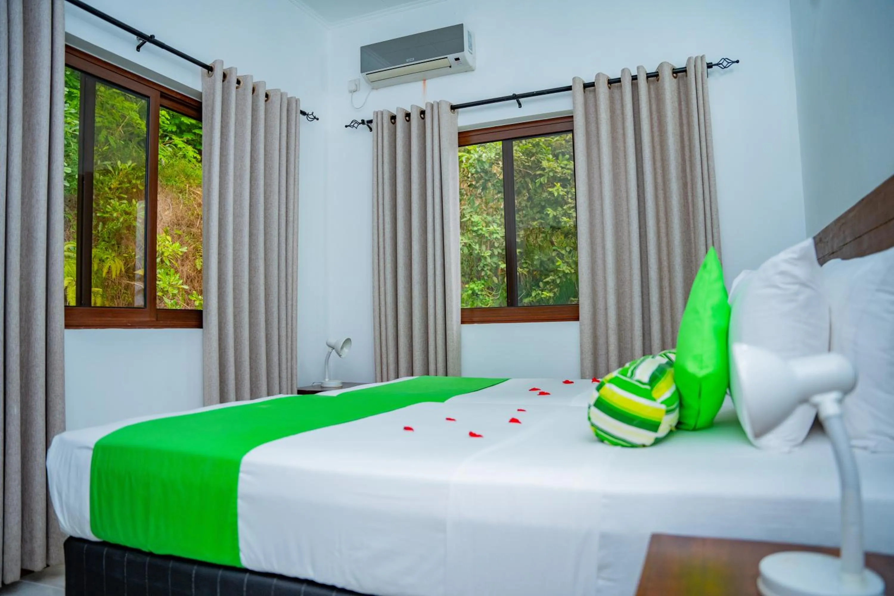 Bed in Kanasuk Self catering Apartments