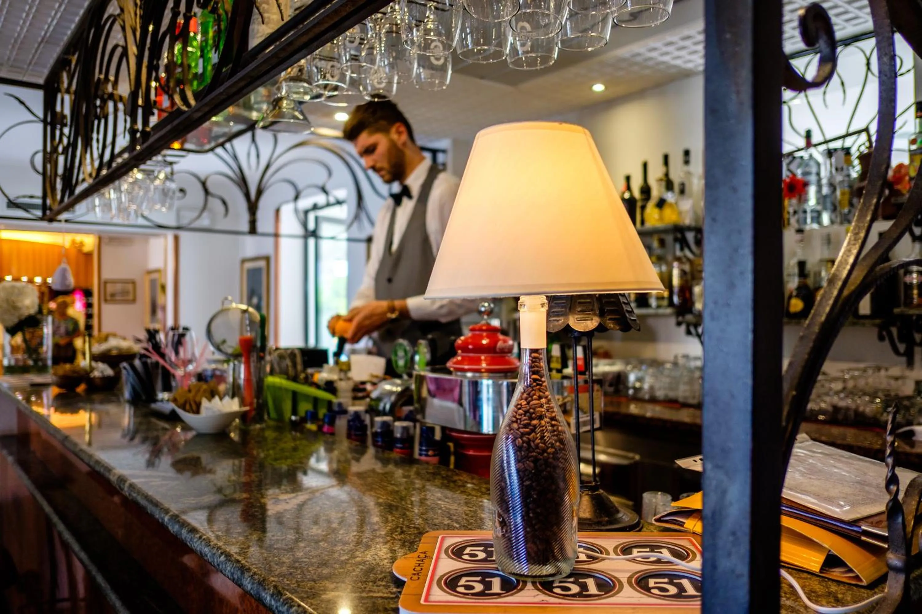 Restaurant/places to eat in Hotel Bristol