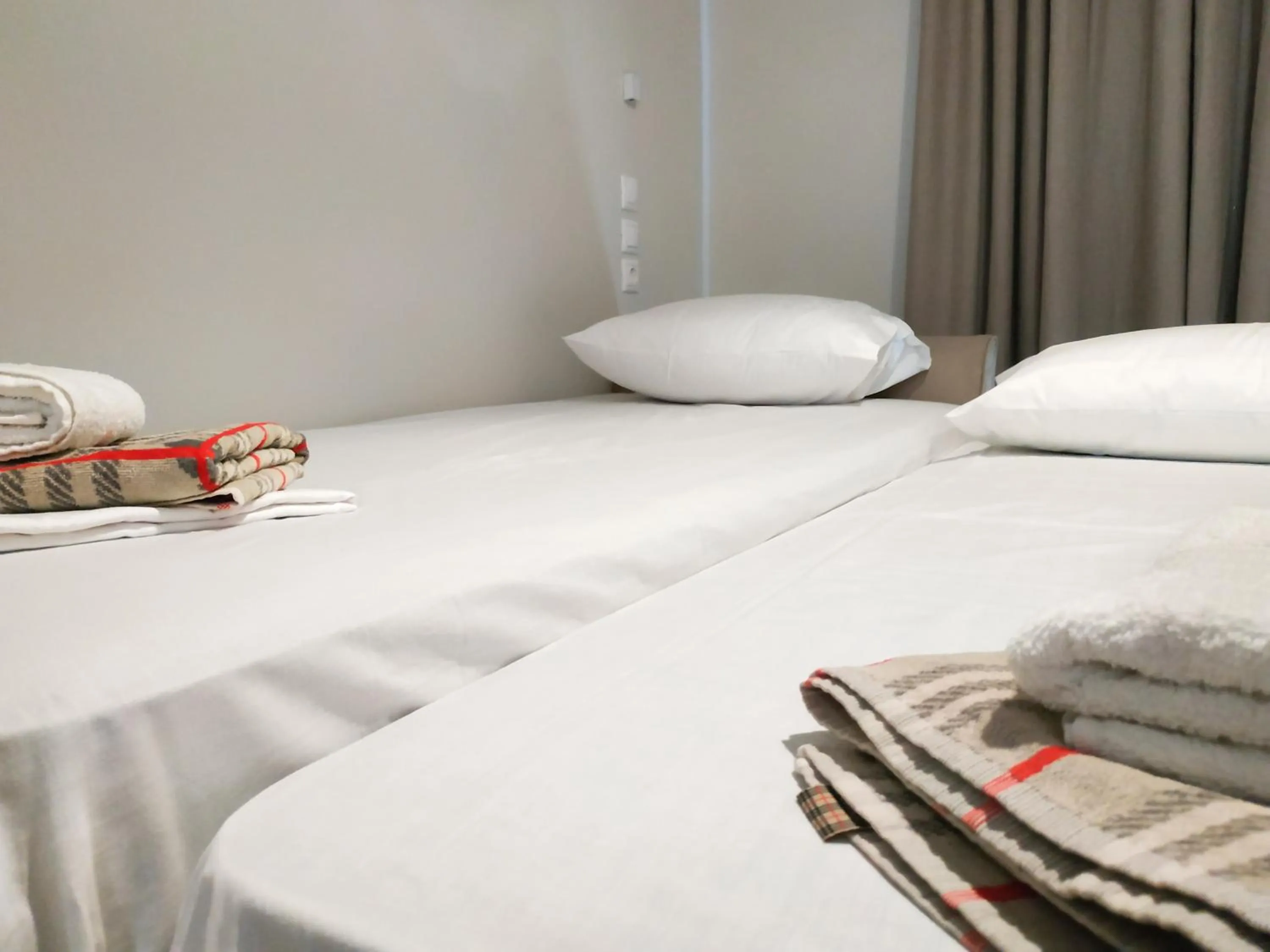 Bed in Lilly Apartments