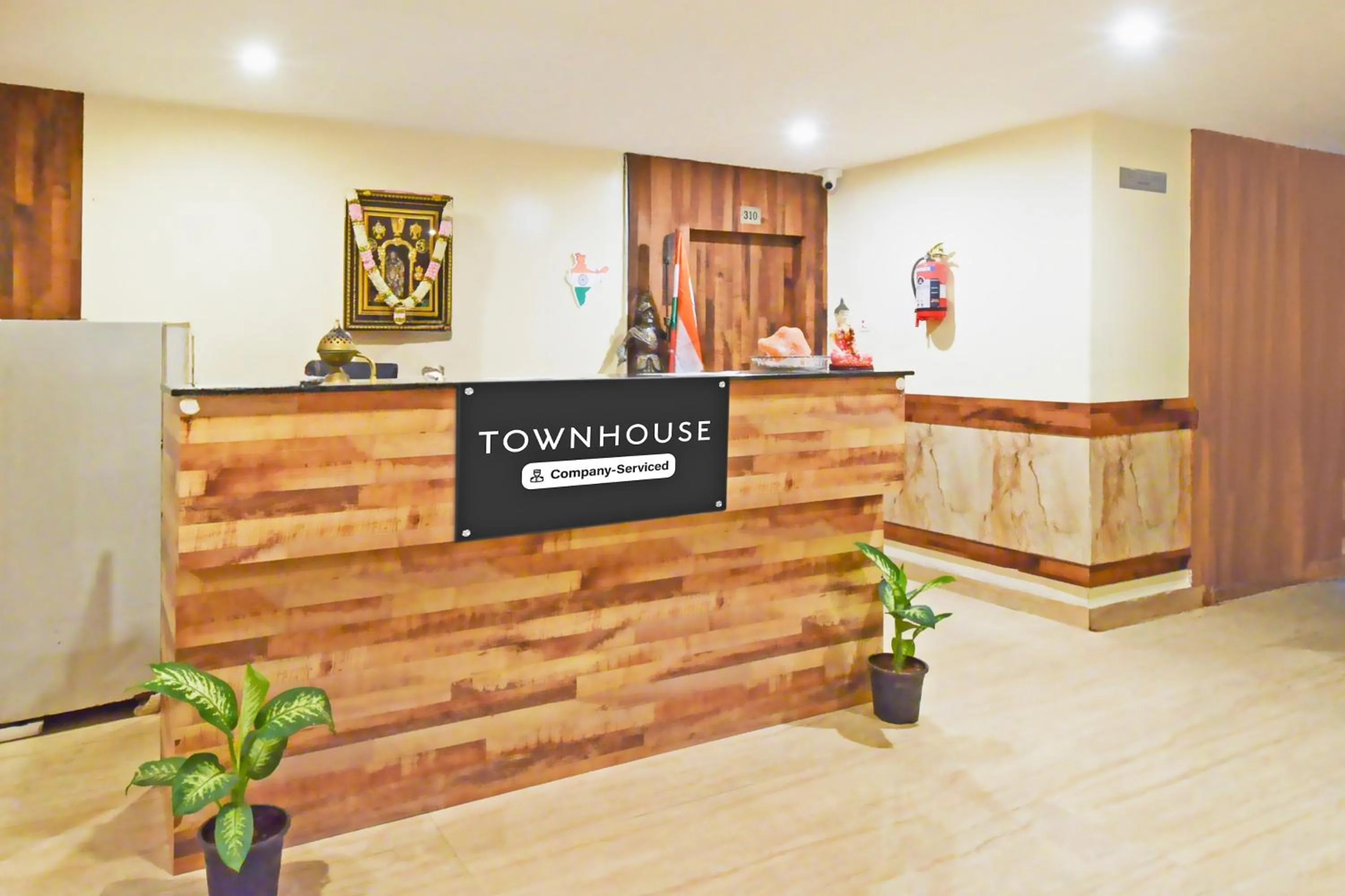 Lobby or reception in Super Townhouse Vanasthalipuram Formerly Hotel Surabhi