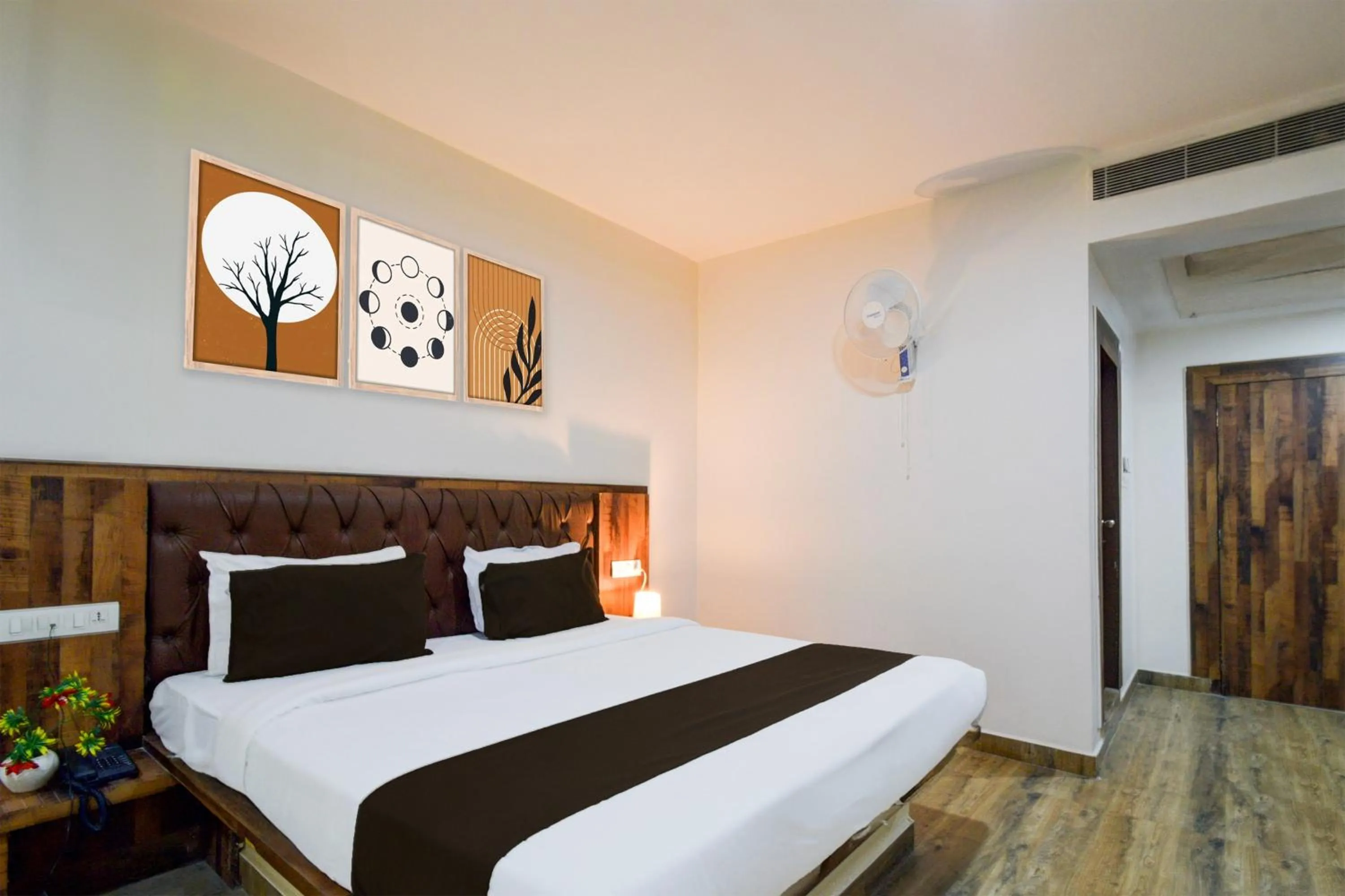 Bedroom, Bed in Super Townhouse Vanasthalipuram Formerly Hotel Surabhi