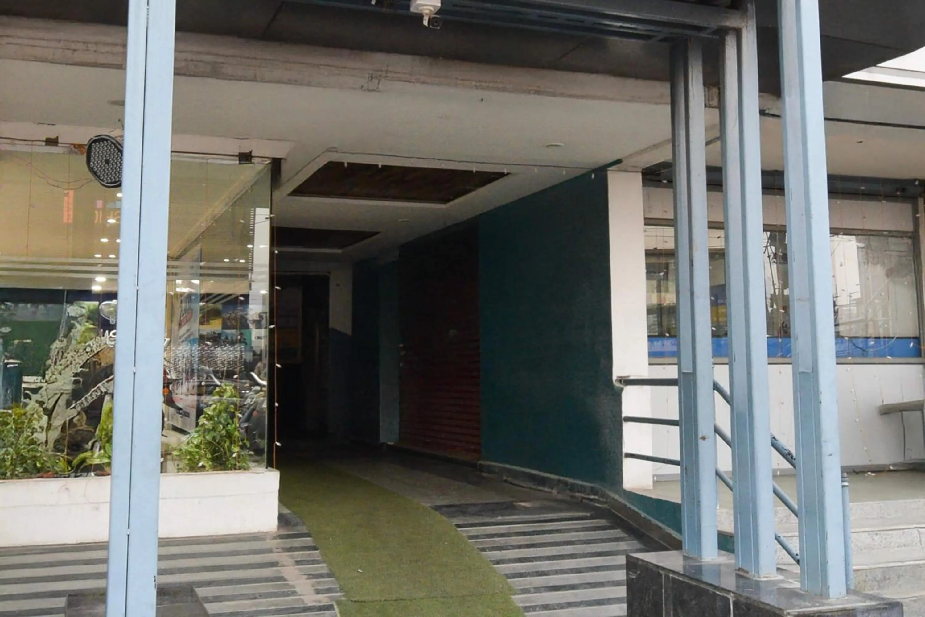 Facade/entrance in Collection O Hotel Surabhi