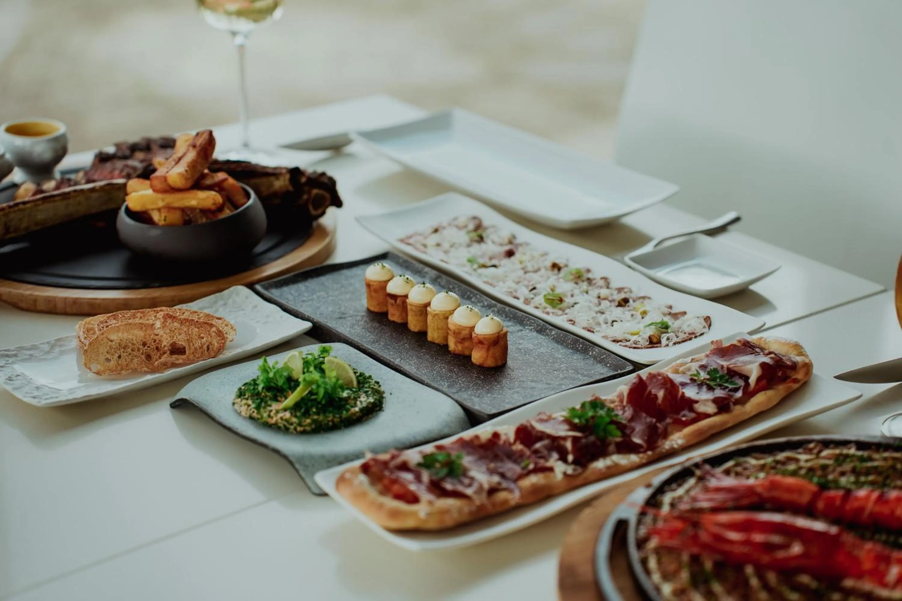 Restaurant/places to eat in Penha Longa Resort