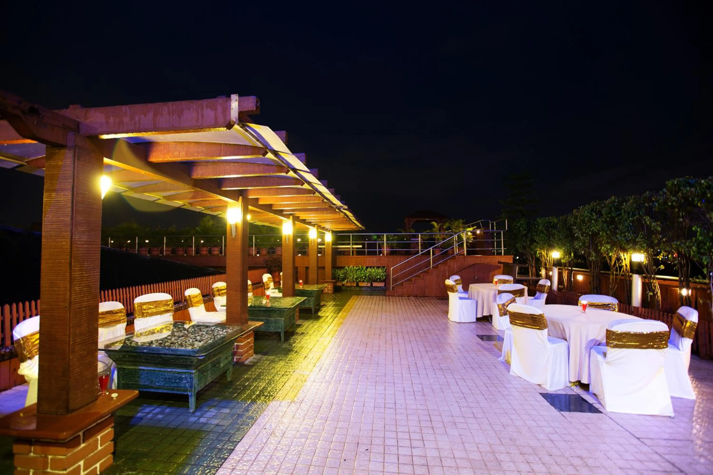 Night in E-Square The Fern Pune, Series by Marriott