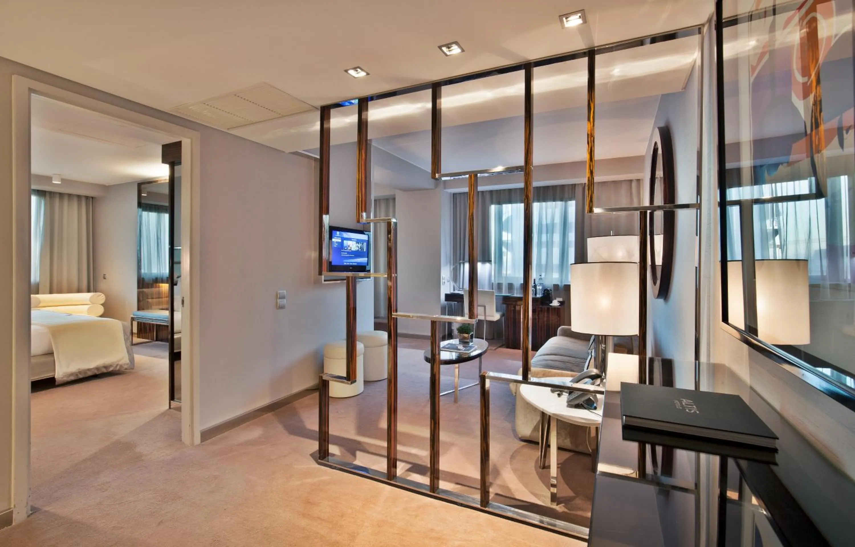 Living room in Altis Grand Hotel