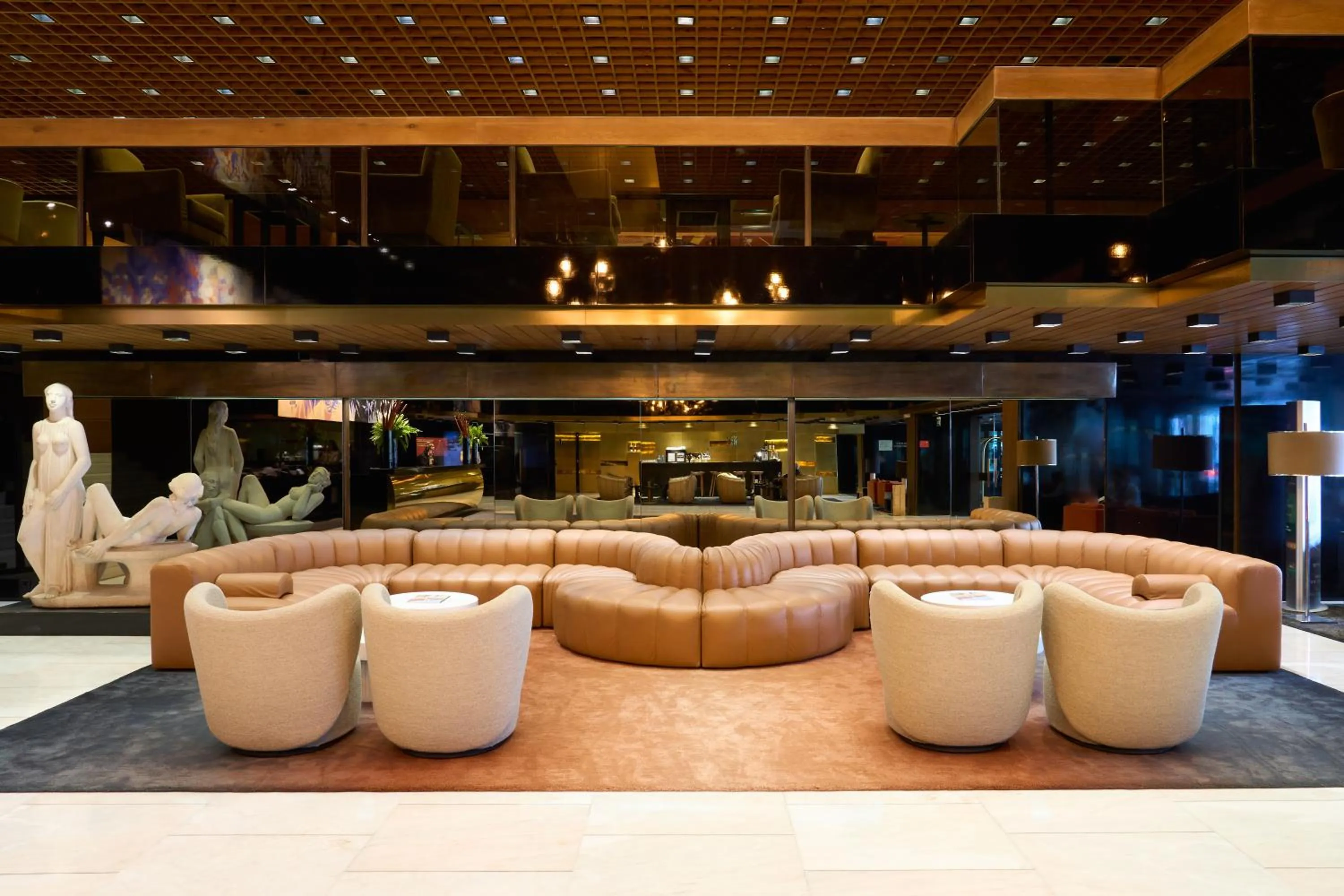 Living room in Altis Grand Hotel