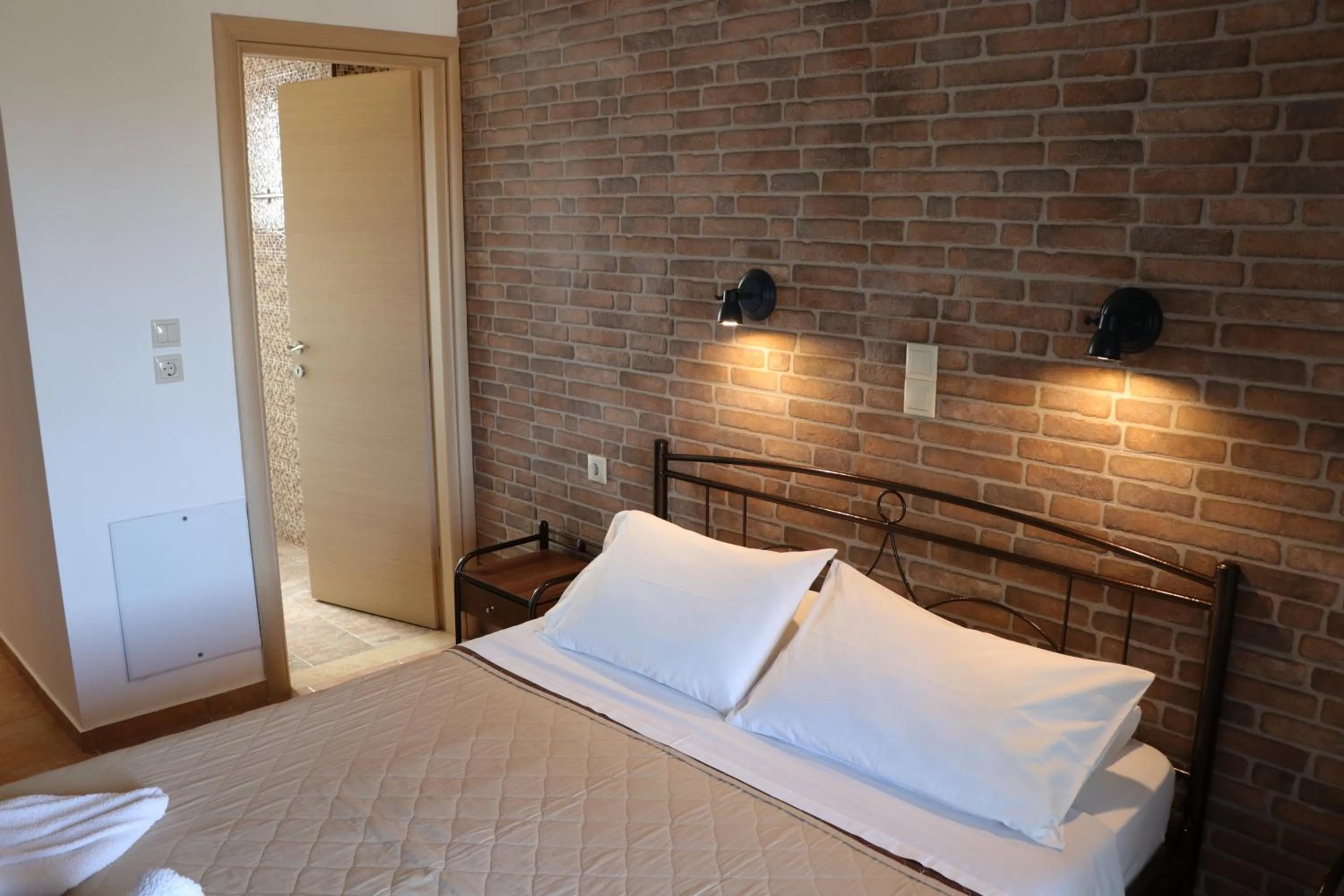 Bed in Panorama Studios