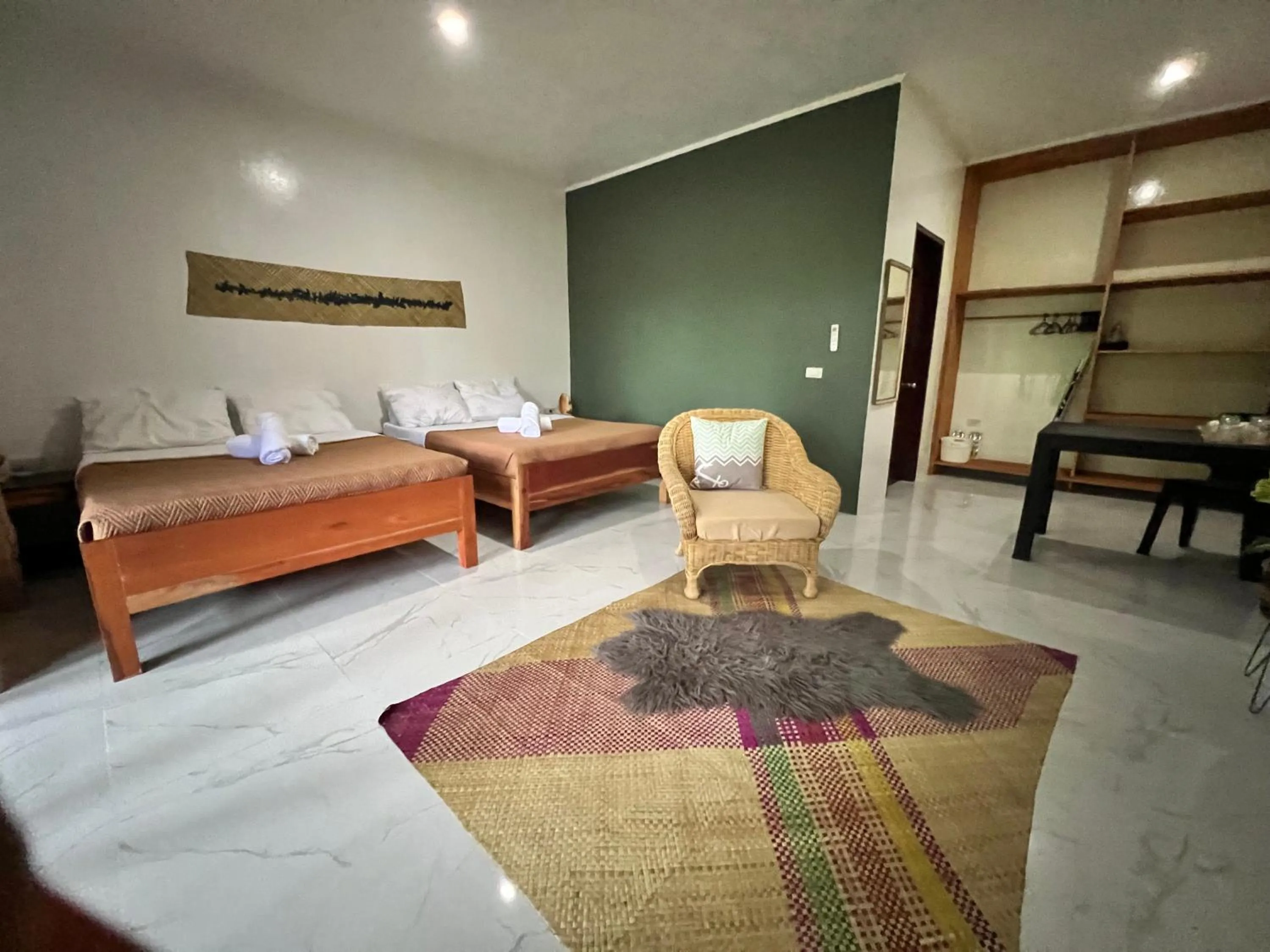 Bed in Vailtin Home Point