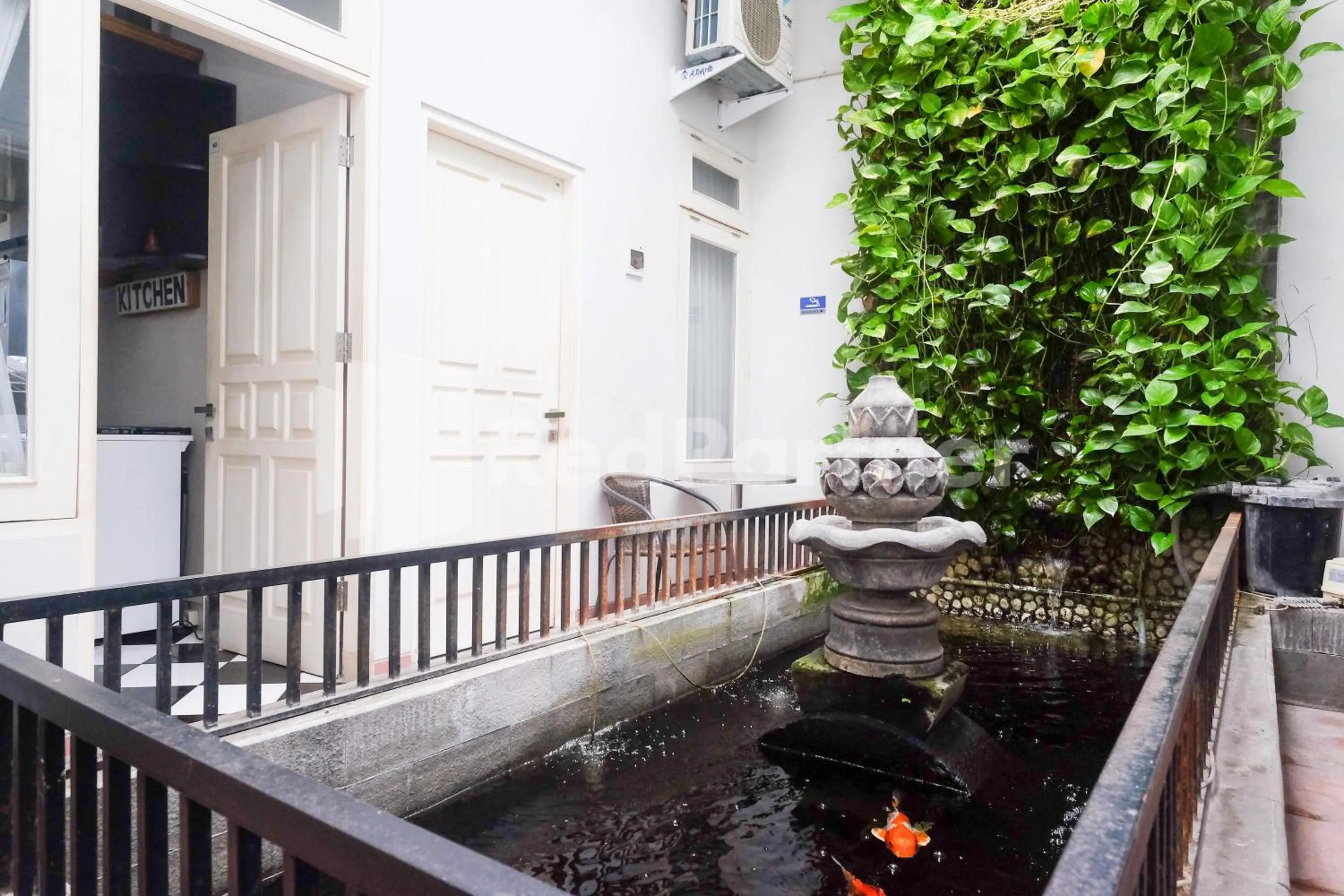 Balcony/Terrace in Just 11 Boutique Syariah Mitra RedDoorz near UGM Yogyakarta