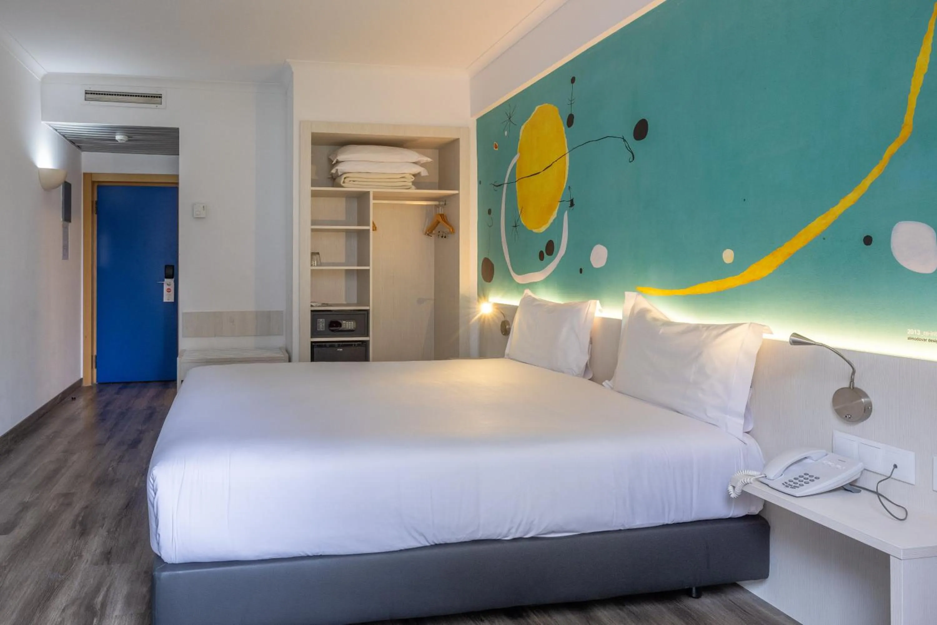 Bed in Hotel 3K Barcelona