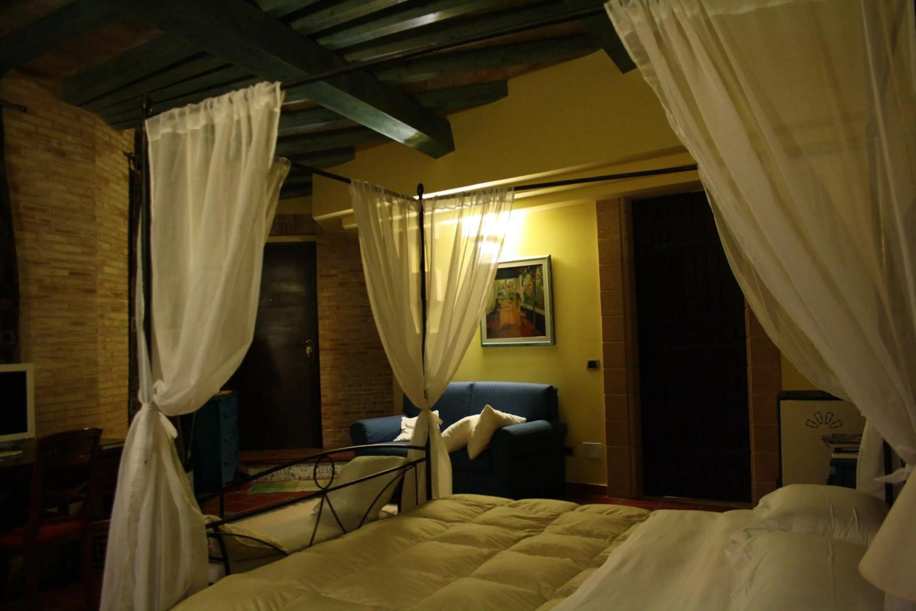Bed in Villa Clementine