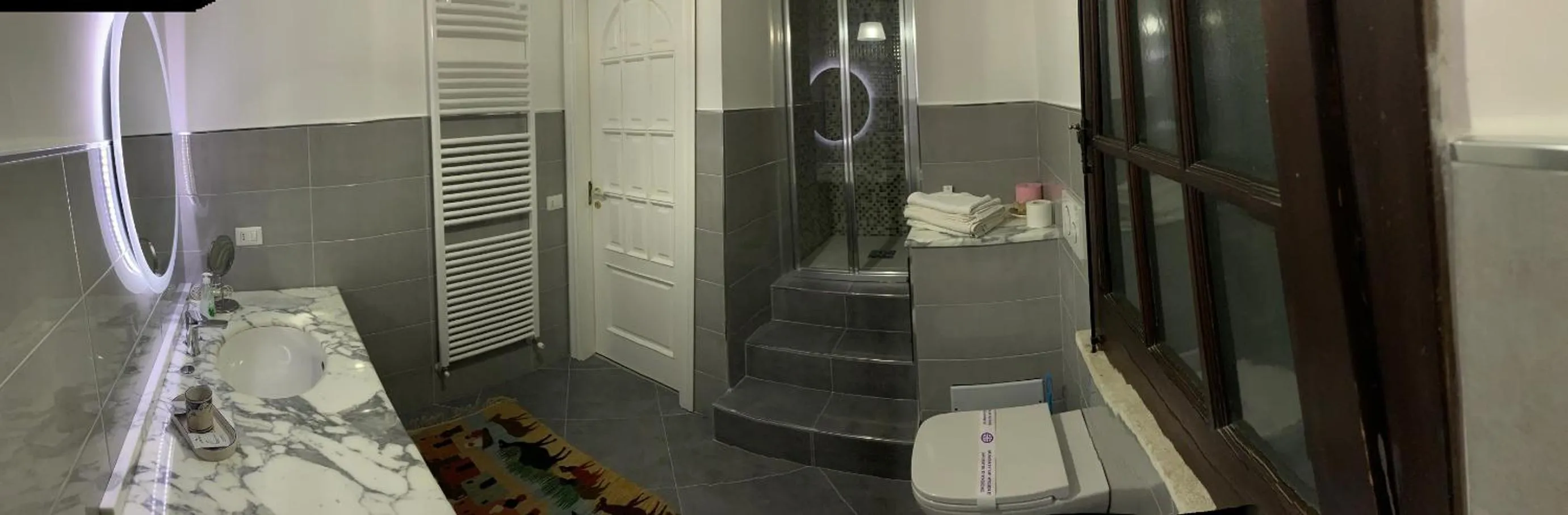 Bathroom in Villa Clementine