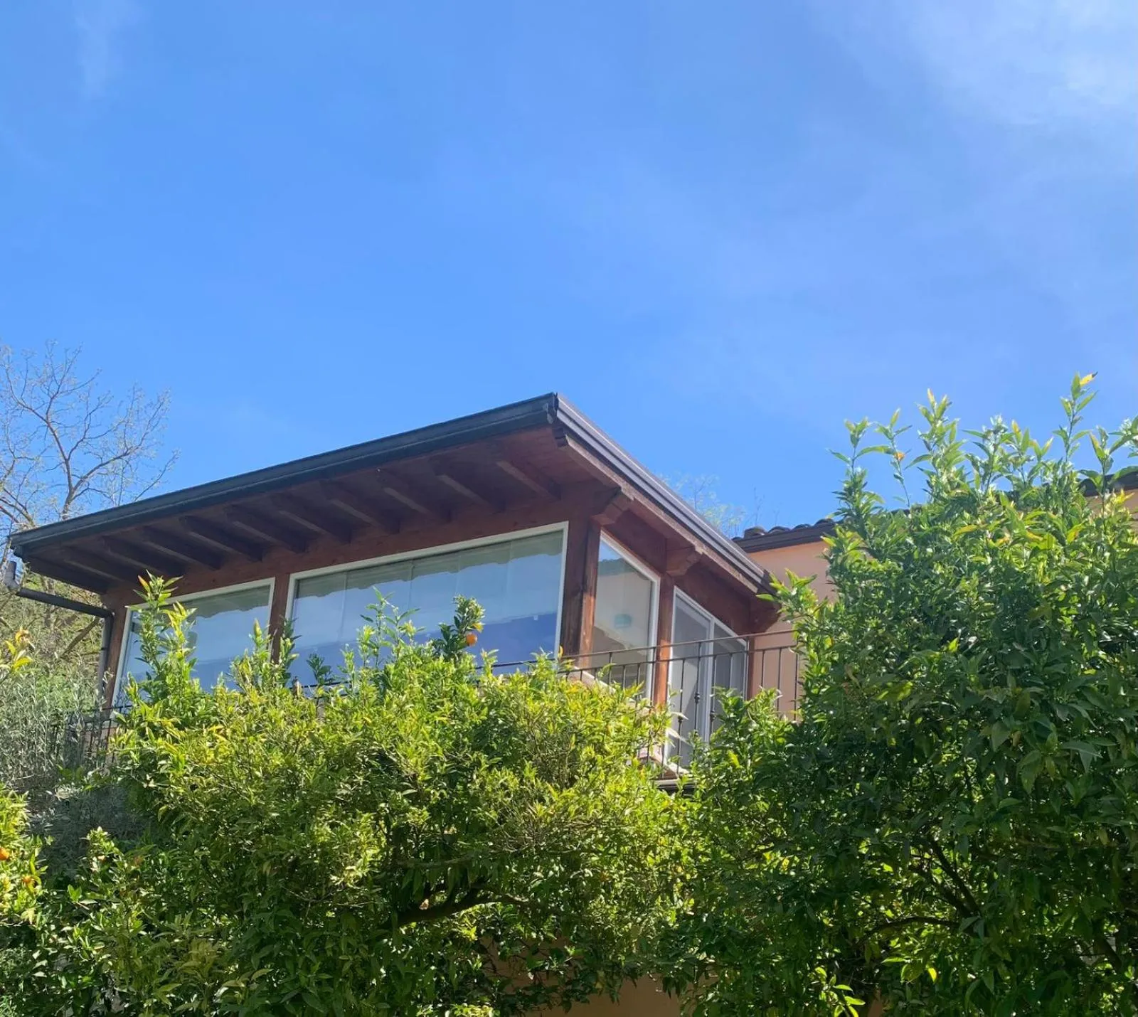 Property building in Villa Clementine