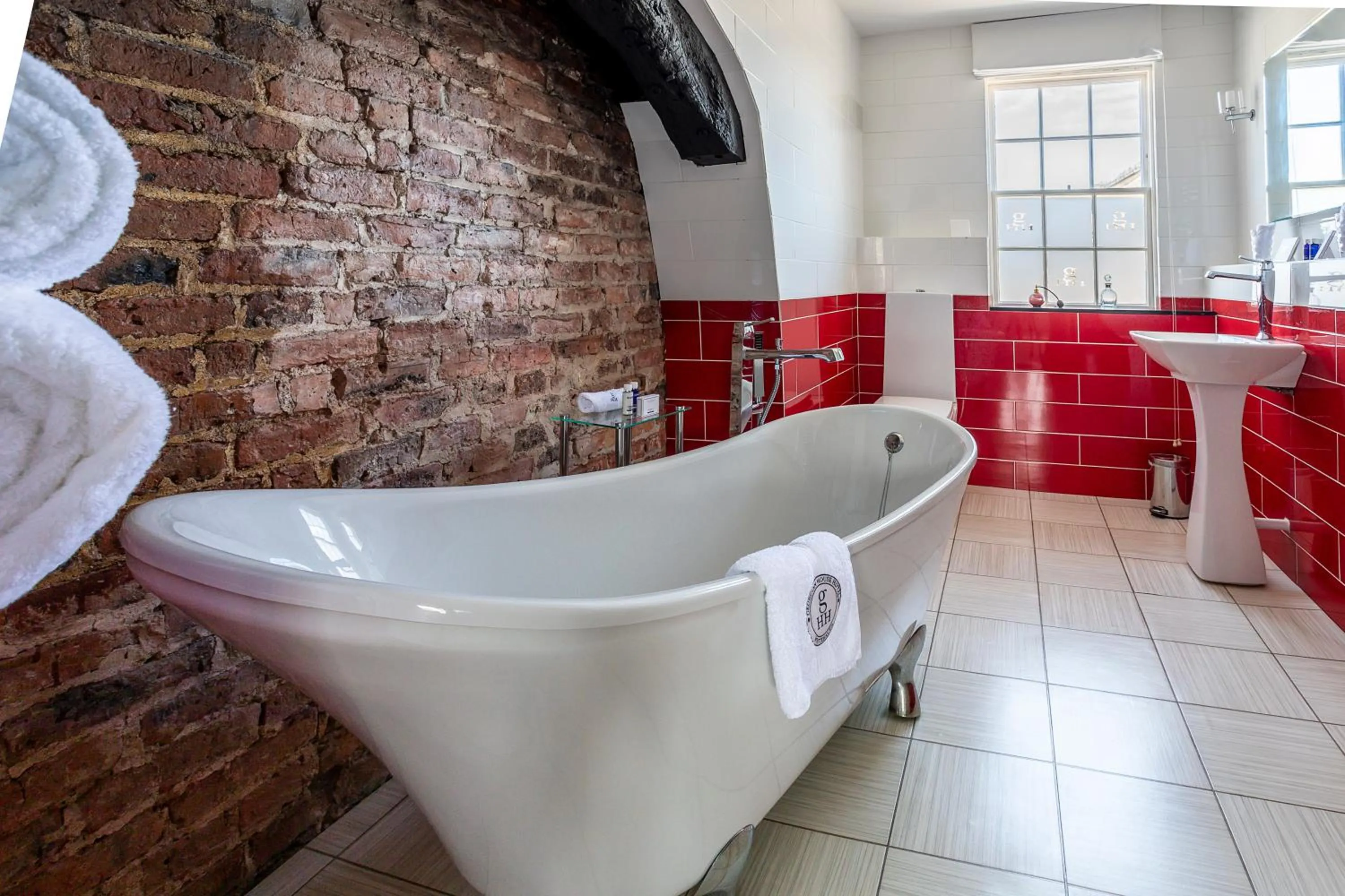 Bathroom in Georgian House Hotel