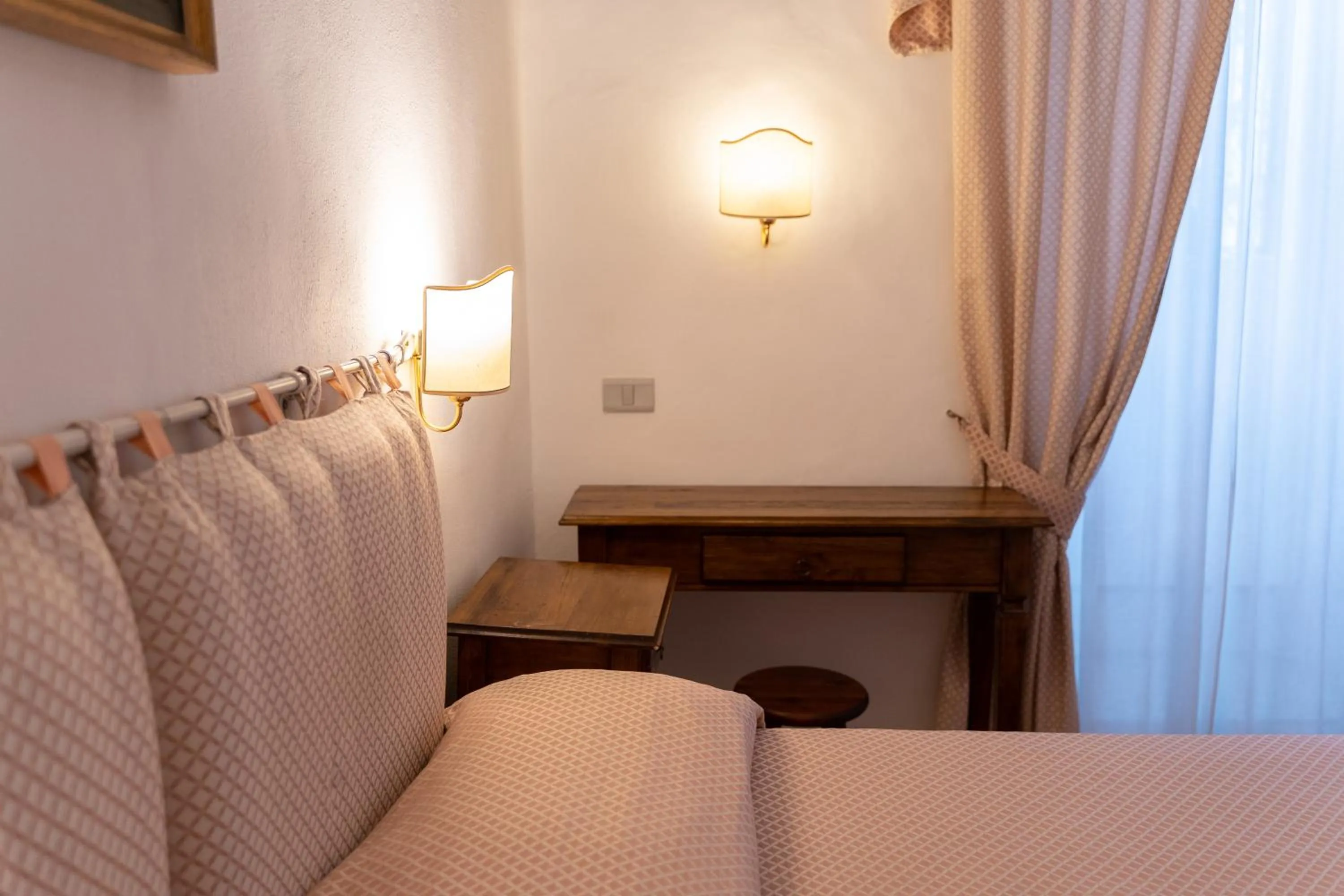 Double or Twin Room with View - single occupancy in Hotel Belvedere