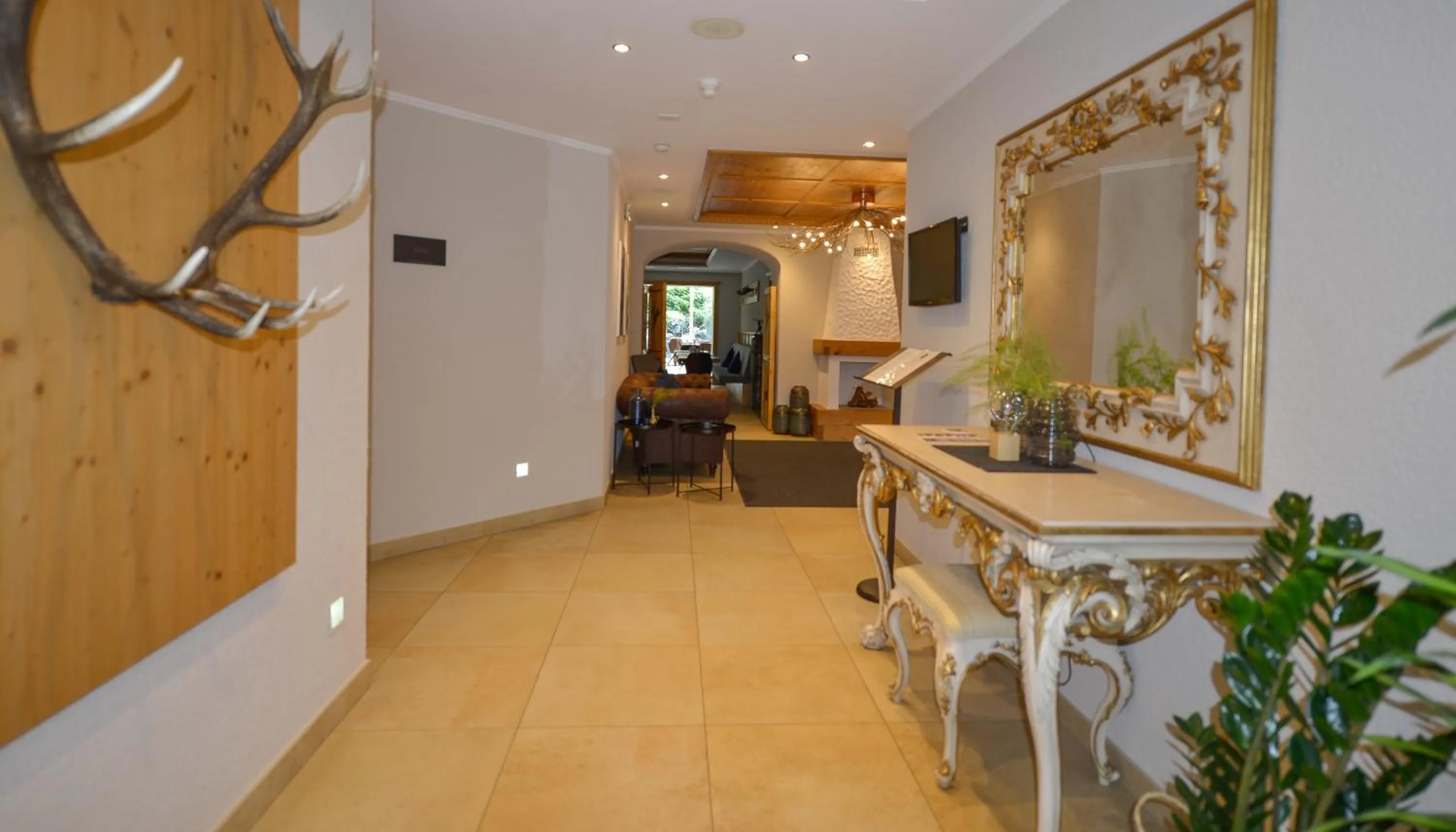 Lobby or reception in Residence Hotel Alpinum