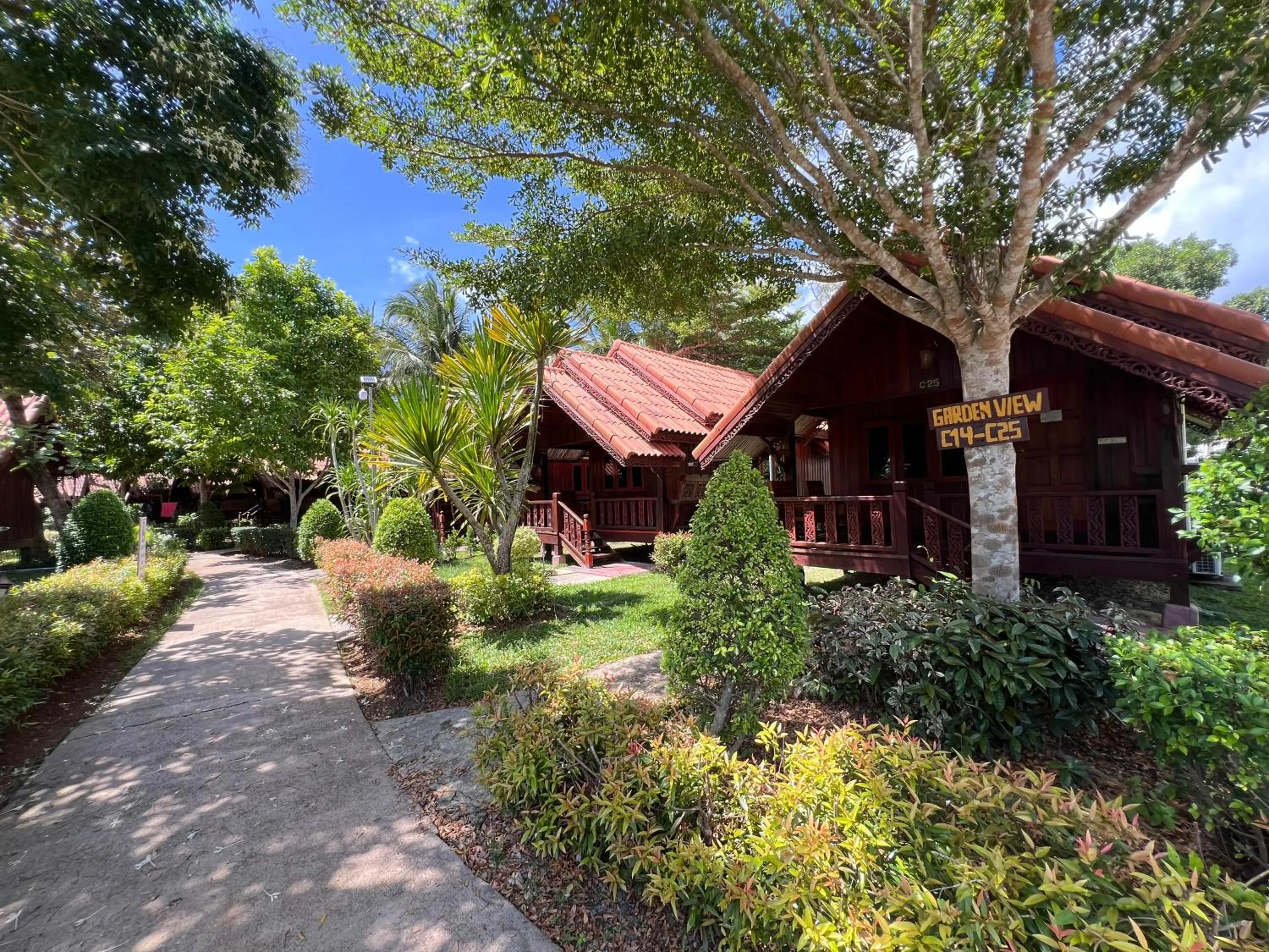 Property building in Diamond Beach Resort