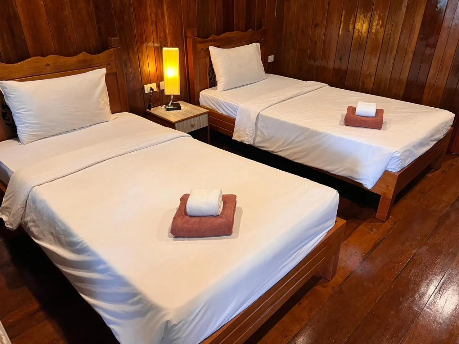 Bed in Diamond Beach Resort