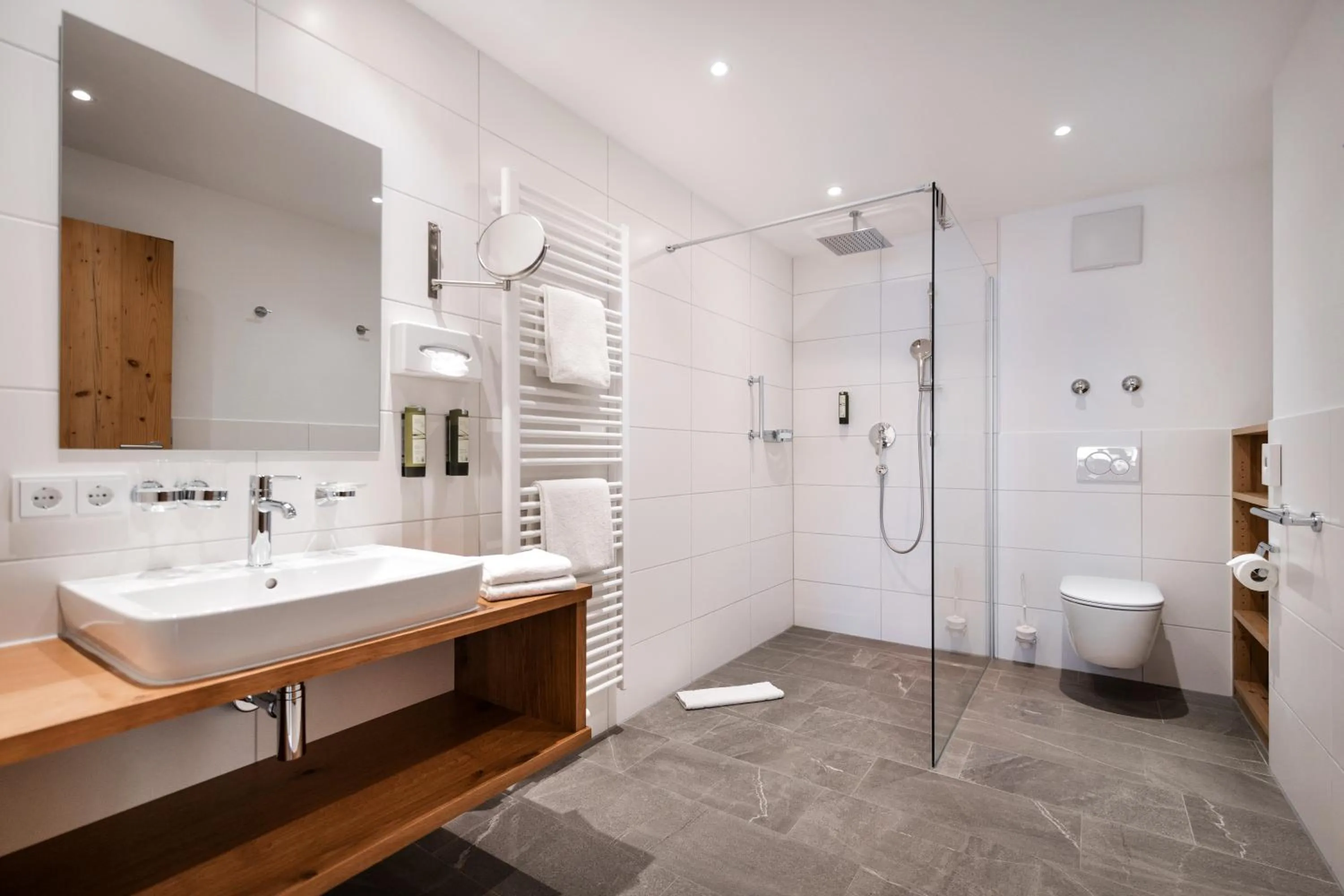 Bathroom in Hotel Jagdhof