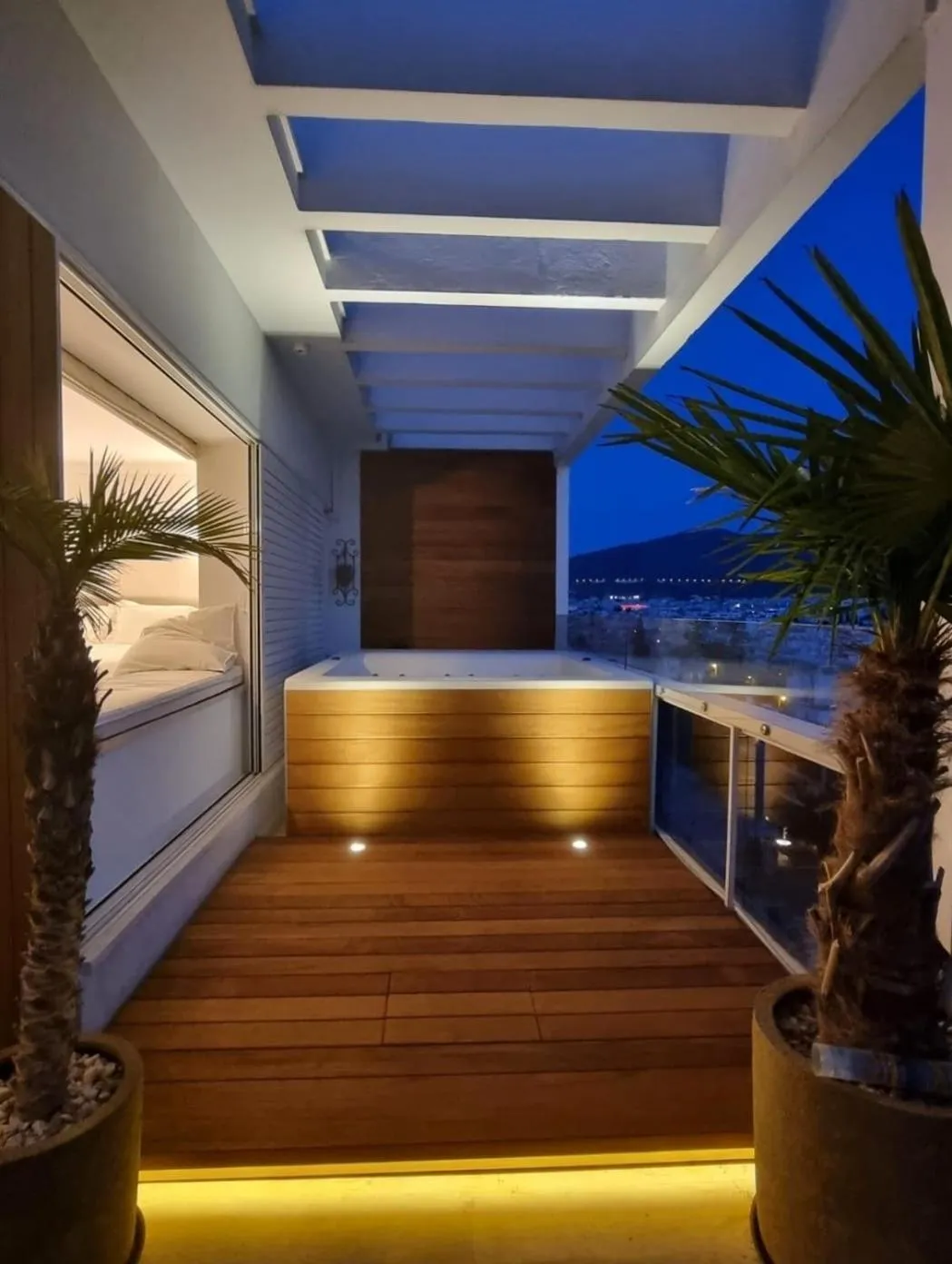 Night in One 360 Skyline Athens Penthouses