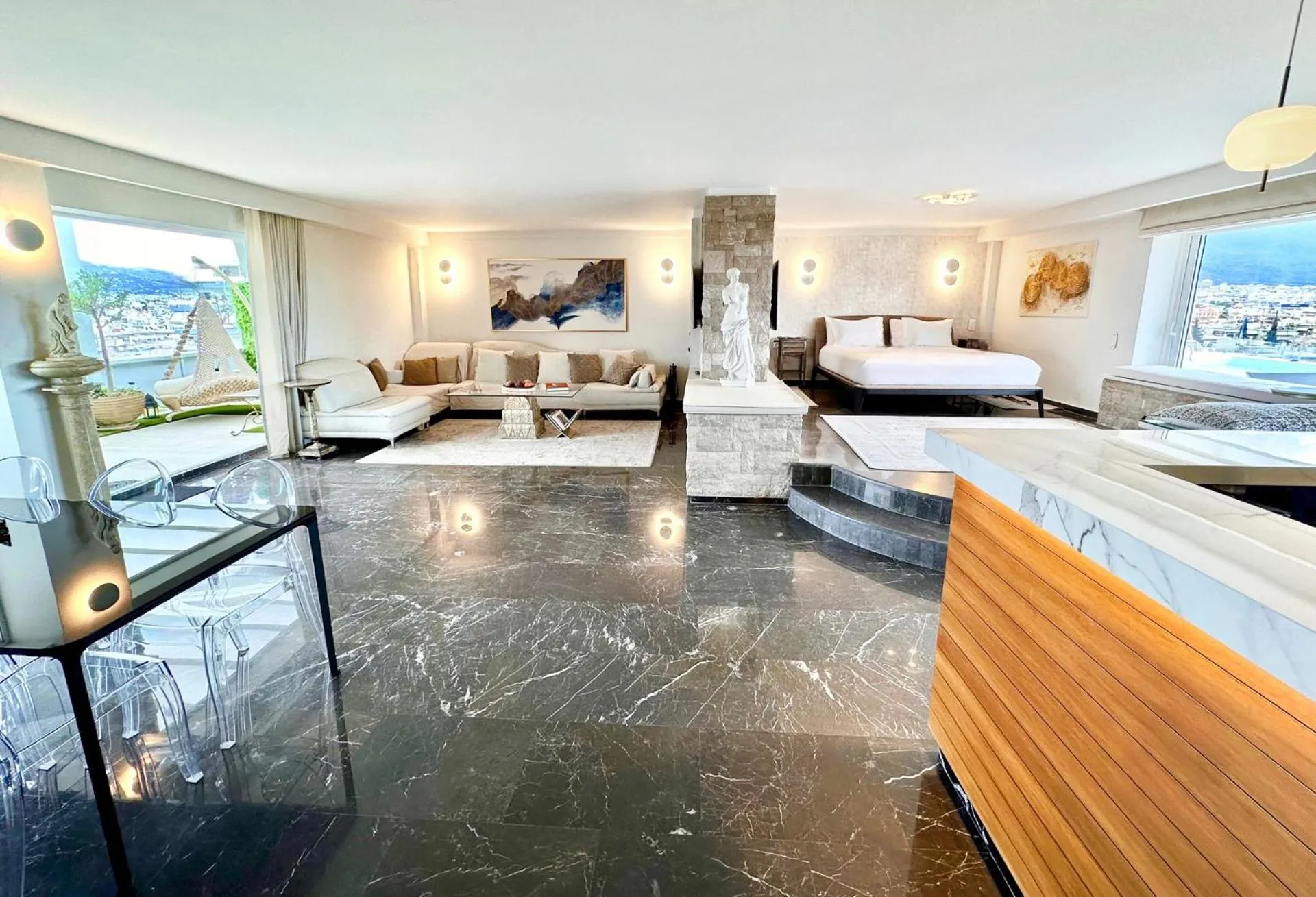 Bed in One 360 Skyline Athens Penthouses