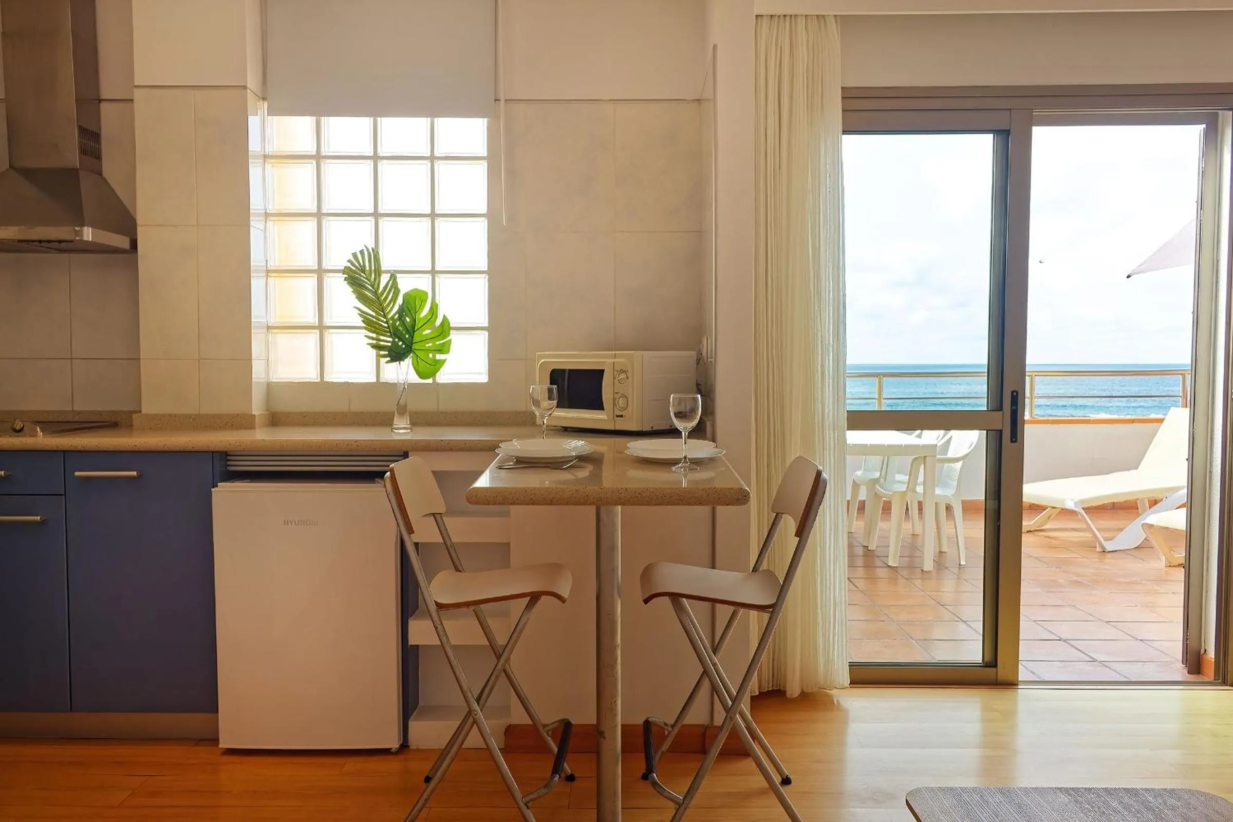 Dining area in Apartamentos Maype Canteras