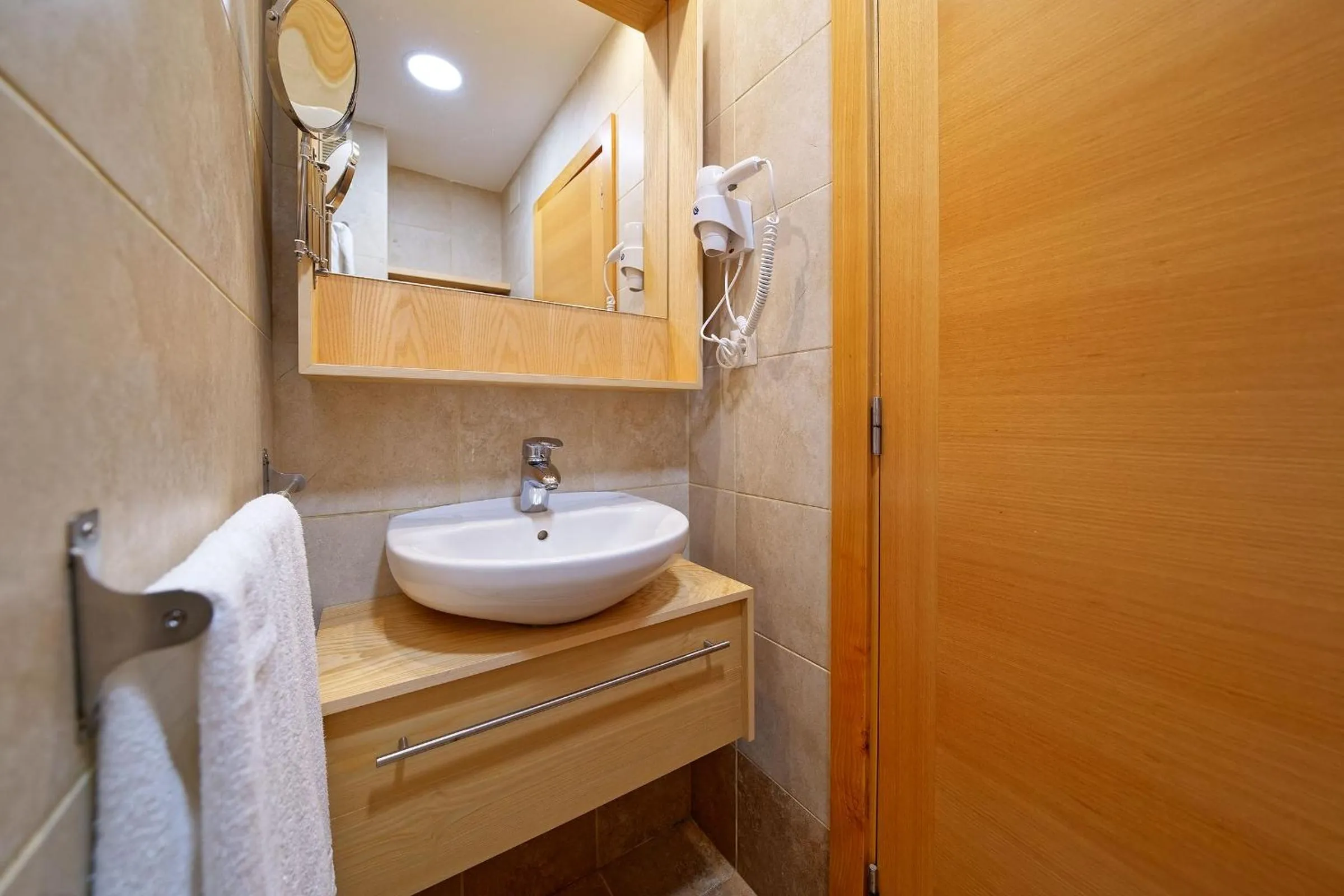 Bathroom in Apartamentos Maype Canteras