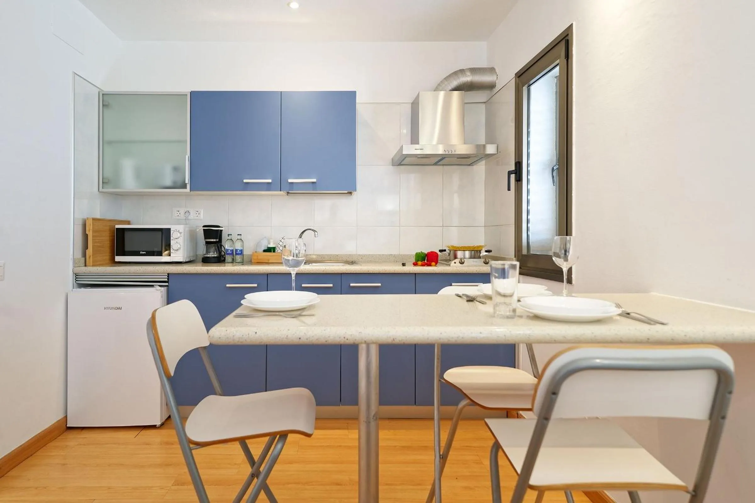 Kitchen or kitchenette in Apartamentos Maype Canteras