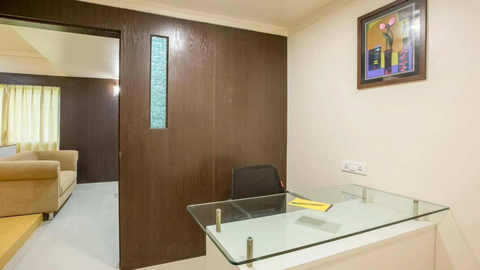 Bed in Sai International Hotel