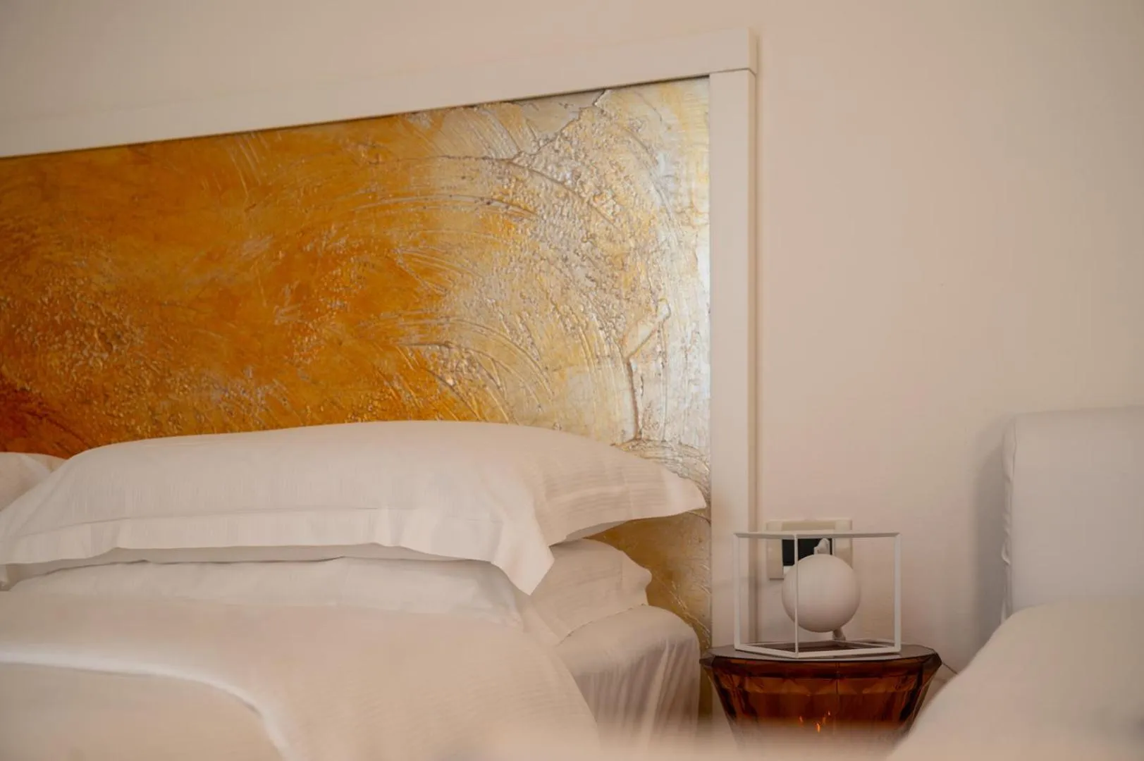 Decorative detail, Bed in Hotel Savoy