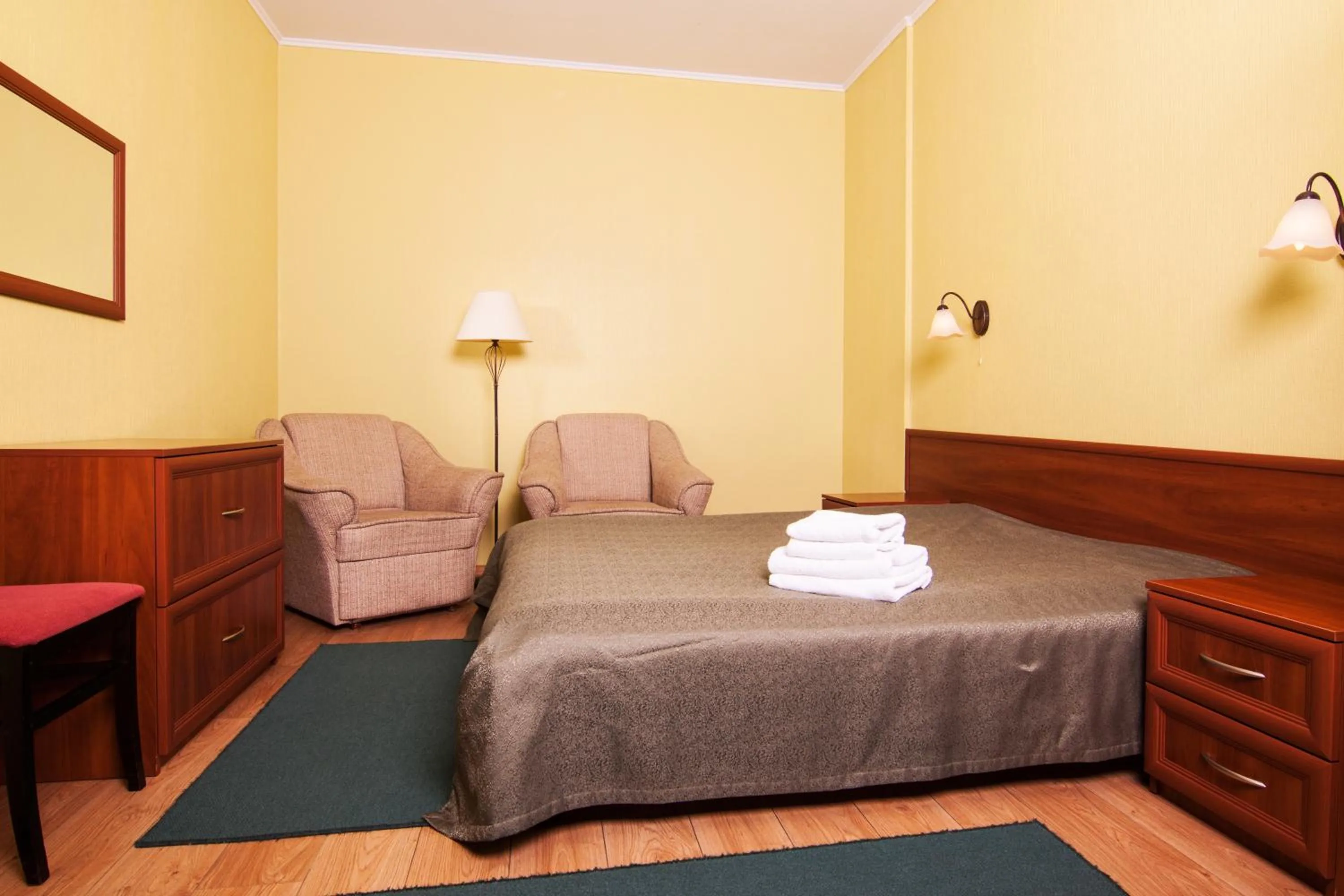 Bedroom, Bed in Mini-hotel on Geroiv Energetykiv Street 18