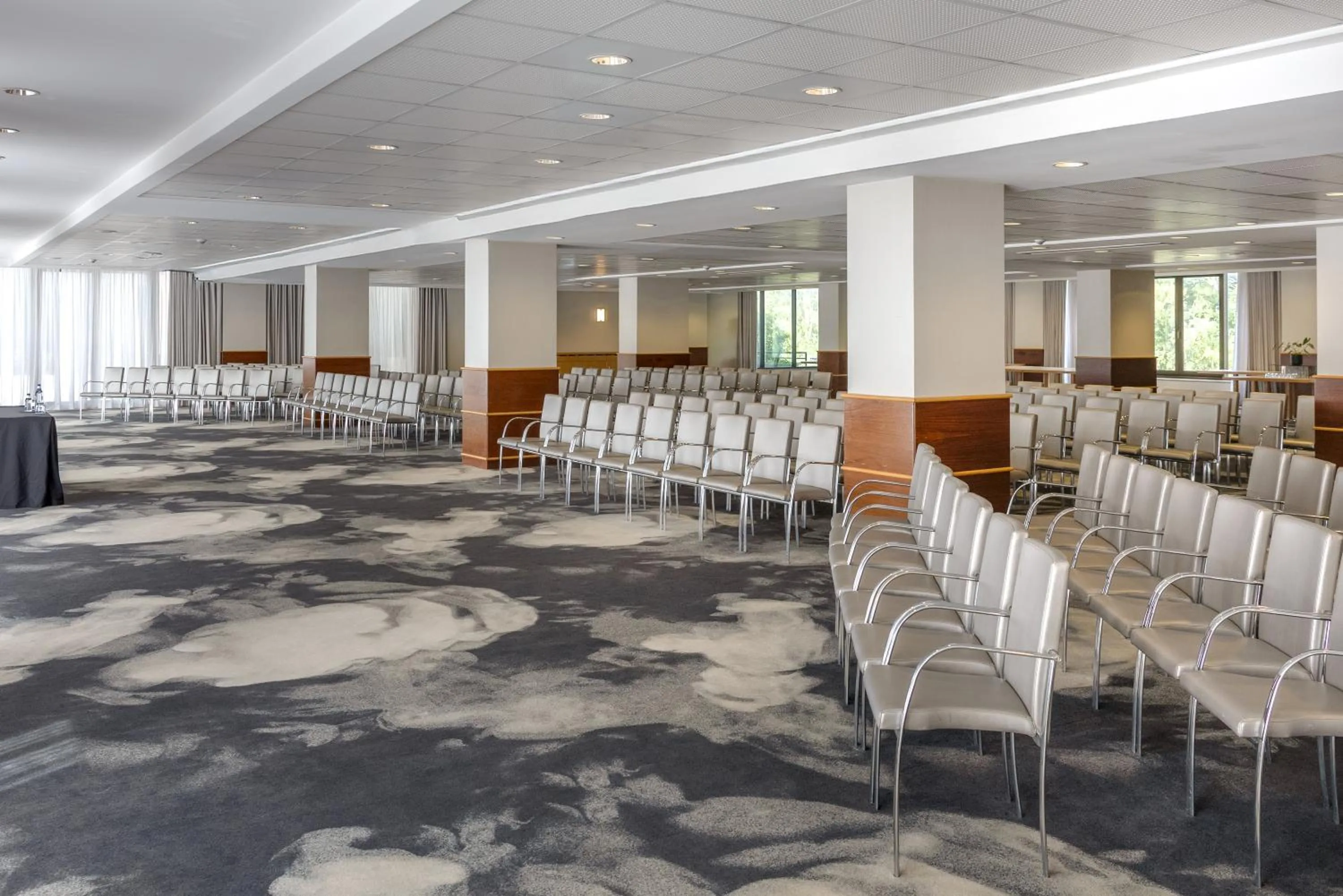 Meeting/conference room in SANA Metropolitan Hotel