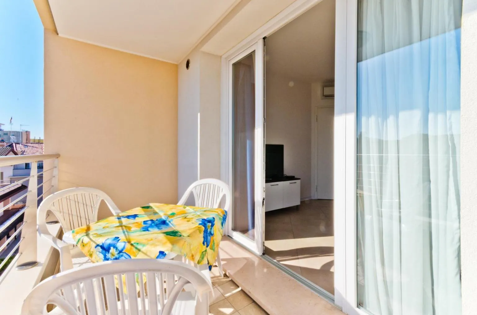 Balcony/Terrace in Villa Marina Apartments - Agenzia Cocal