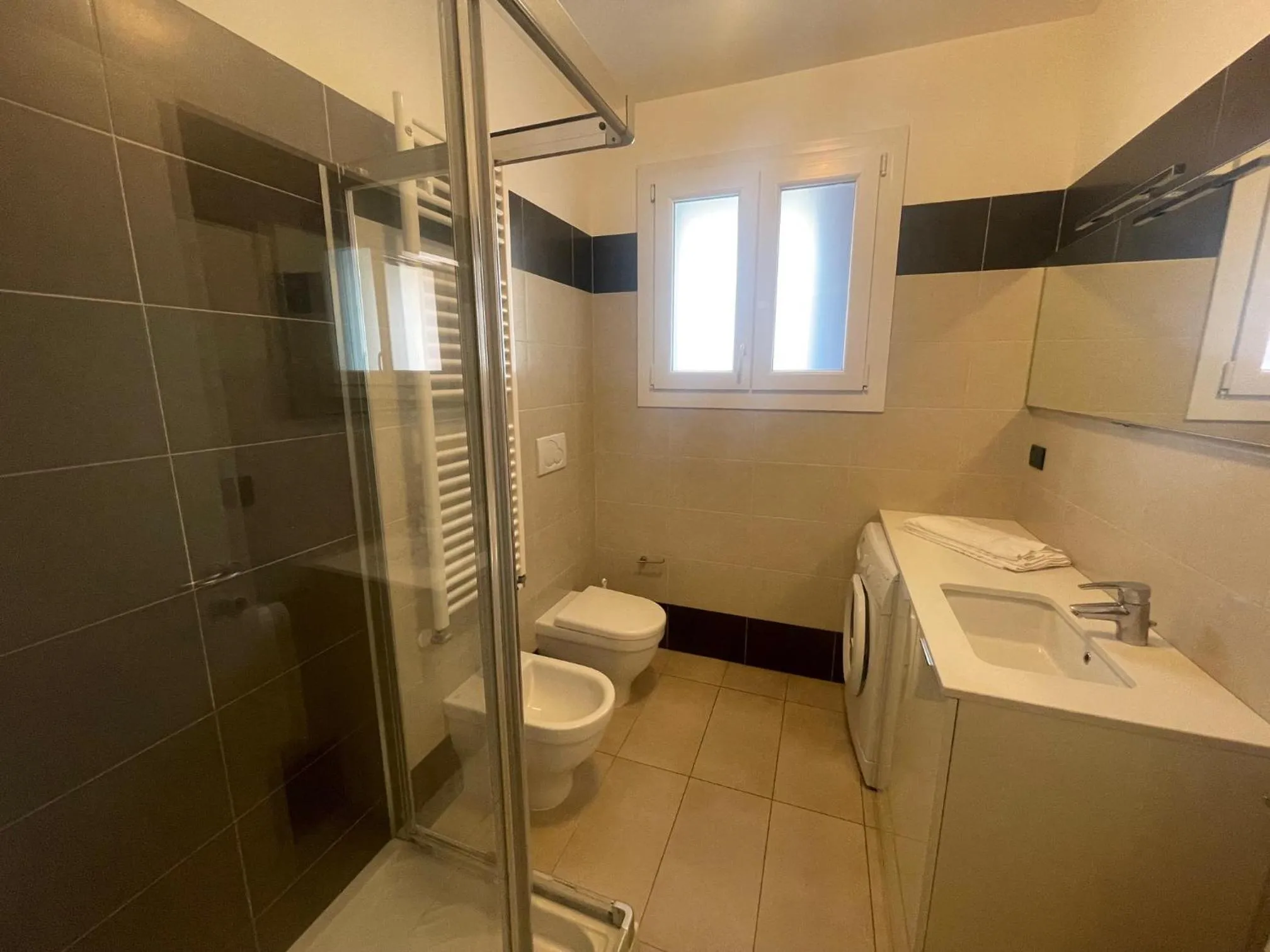 Shower in Villa Marina Apartments - Agenzia Cocal