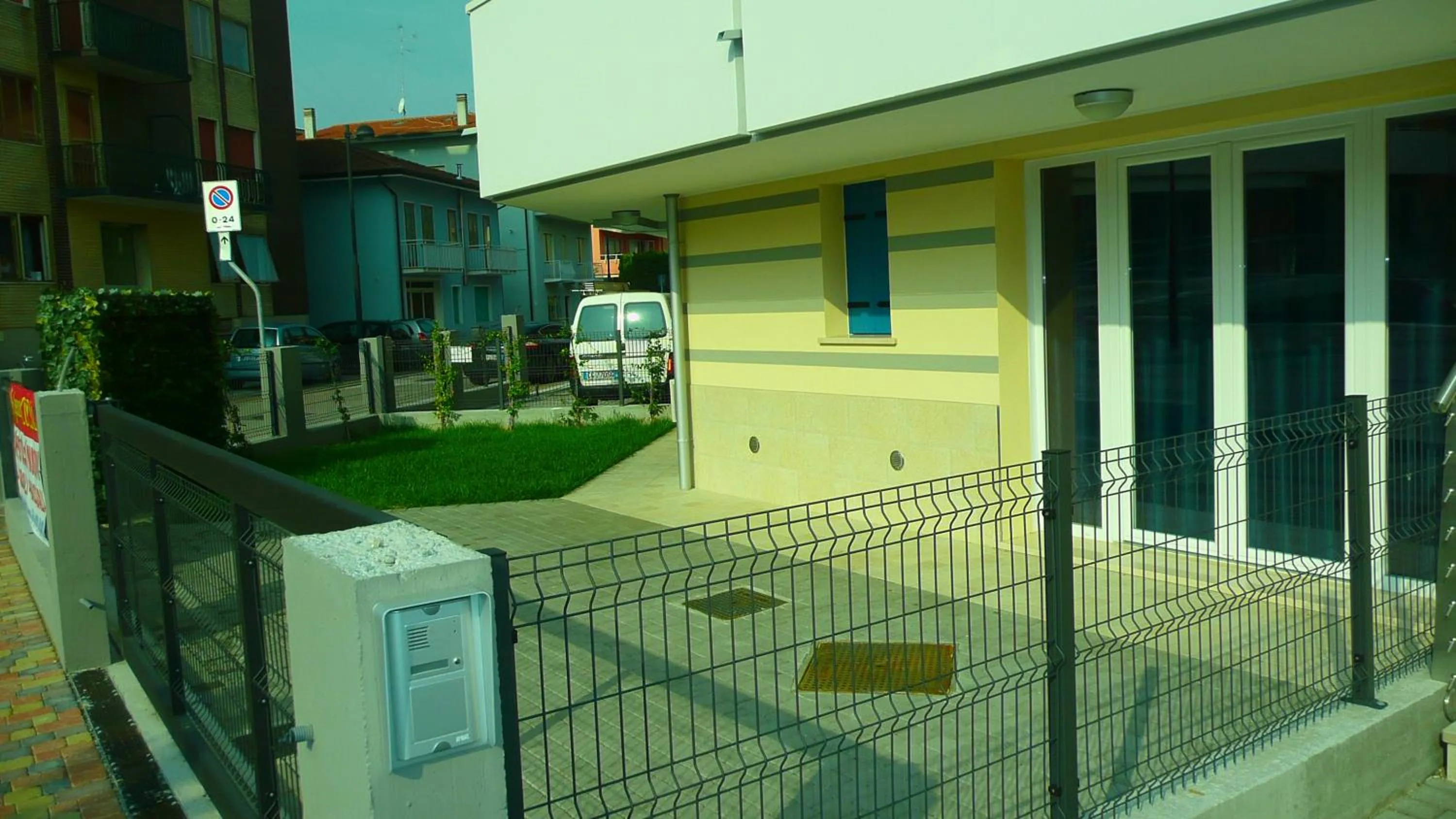 Garden in Villa Marina Apartments - Agenzia Cocal