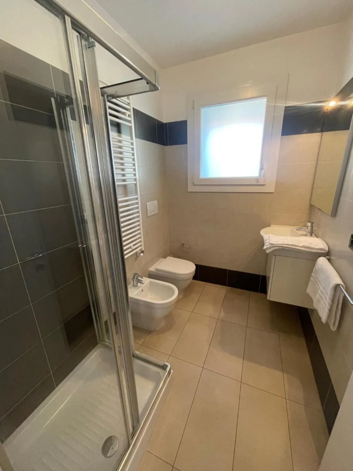 Shower in Villa Marina Apartments - Agenzia Cocal