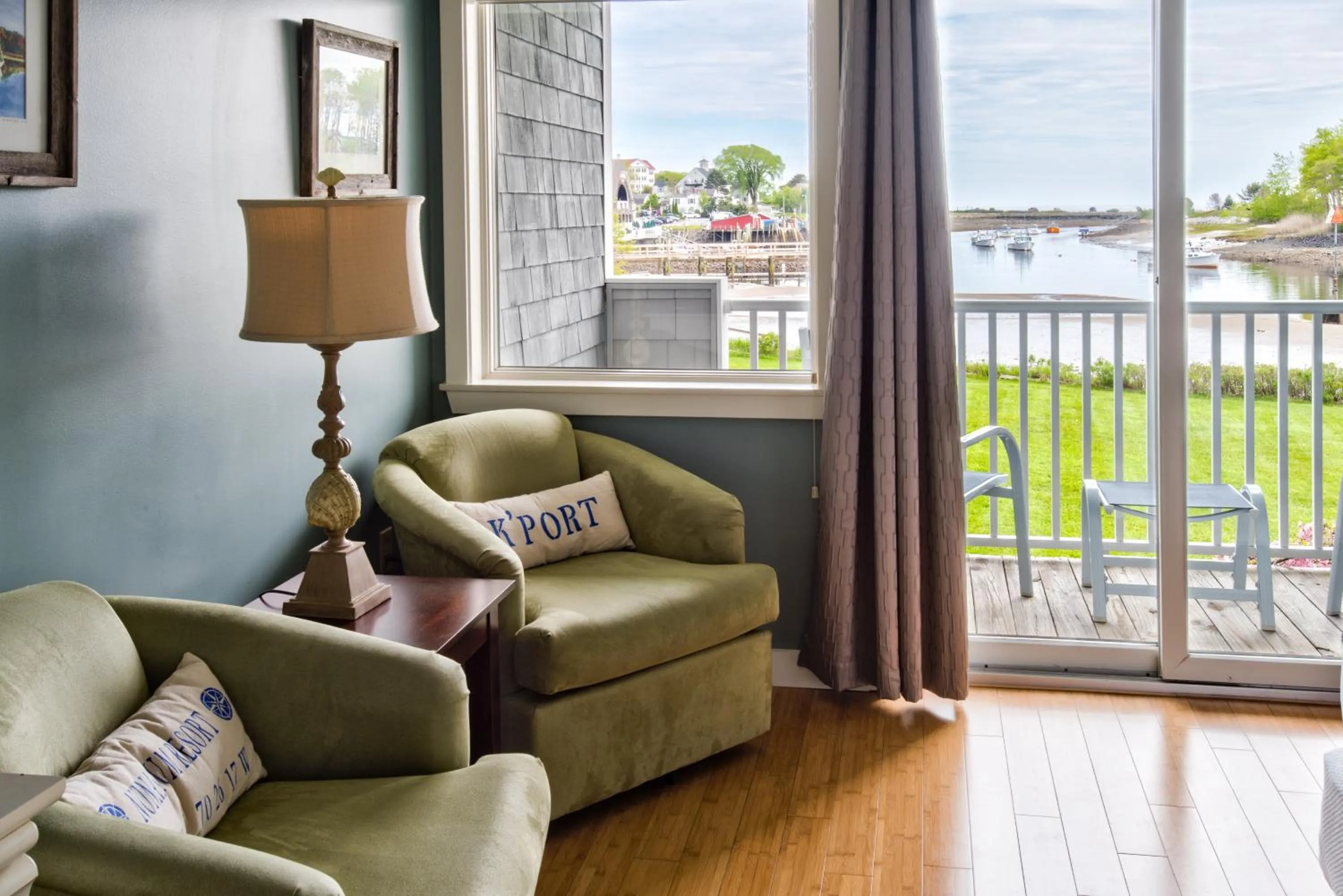 Seating area in The Nonantum Resort