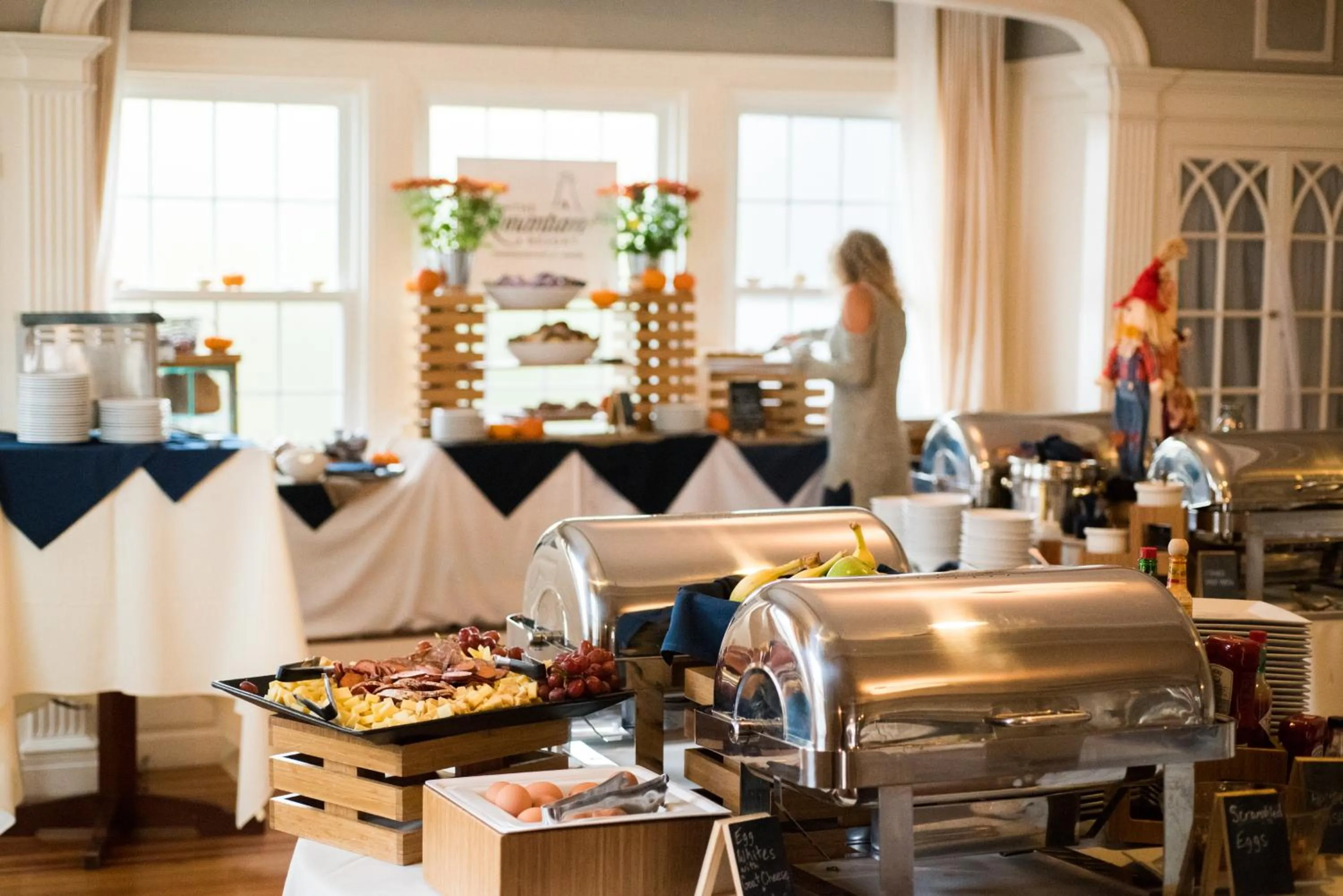 Buffet breakfast in The Nonantum Resort