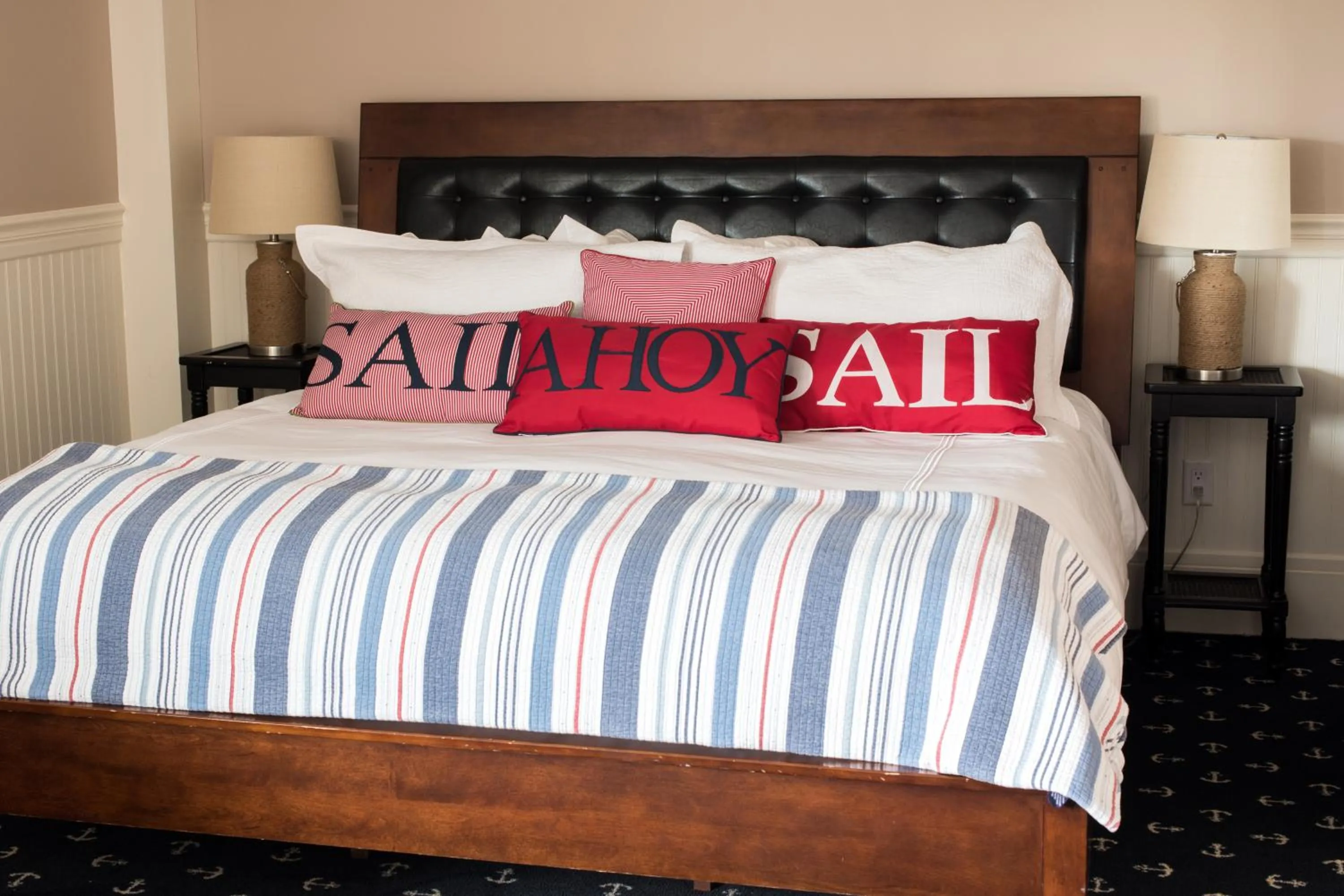 Bedroom, Bed in The Nonantum Resort