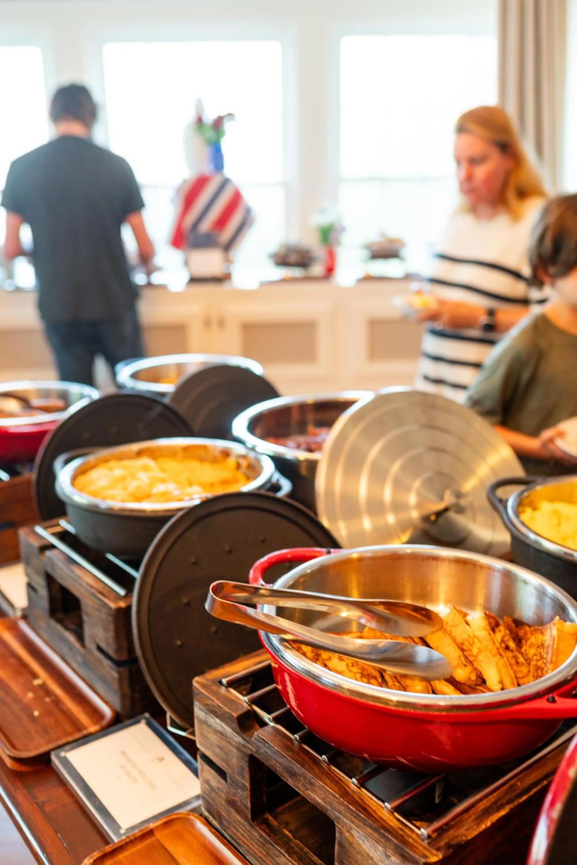 Buffet breakfast in The Nonantum Resort