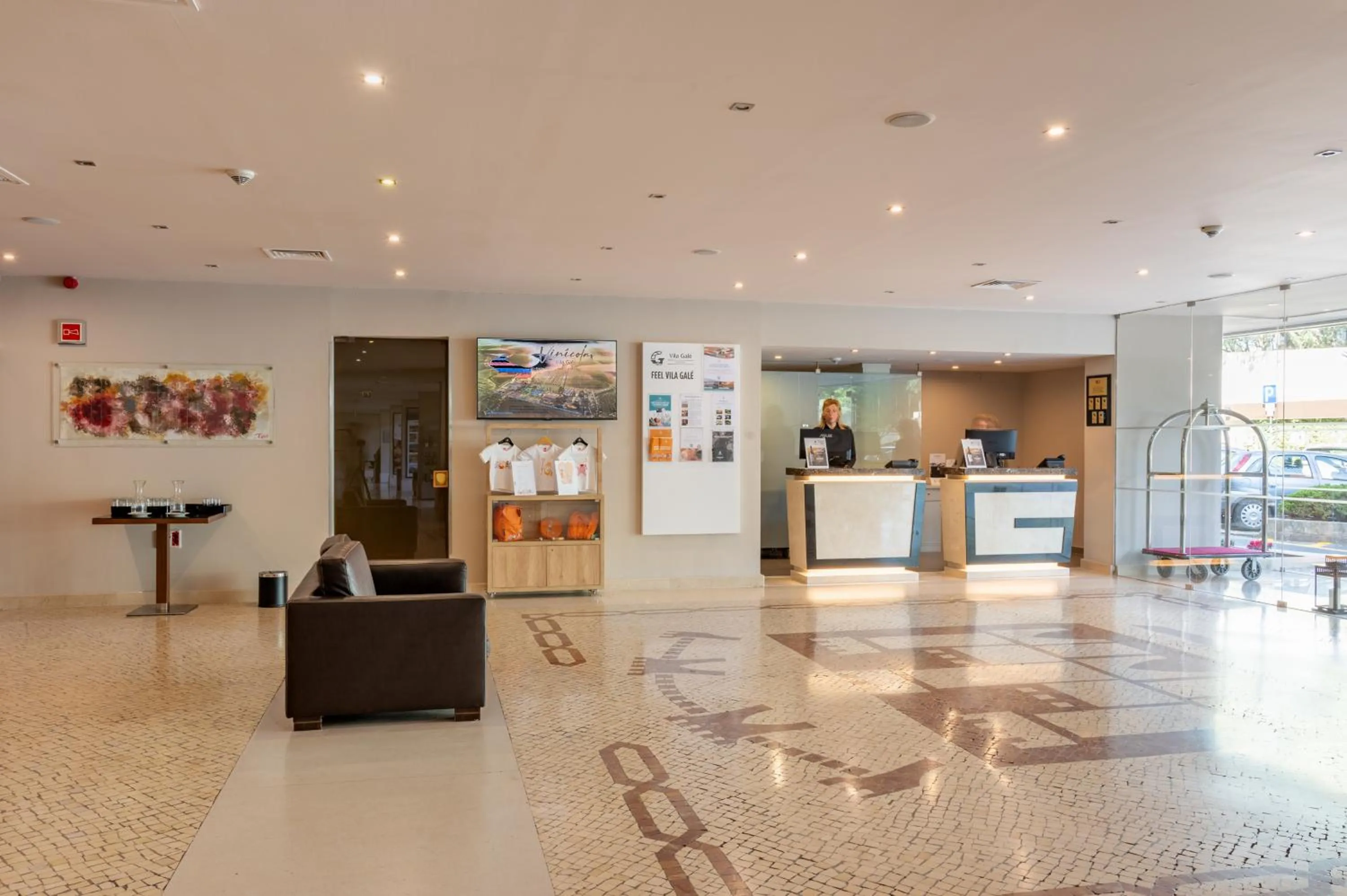 Lobby or reception in Vila Gale Cascais