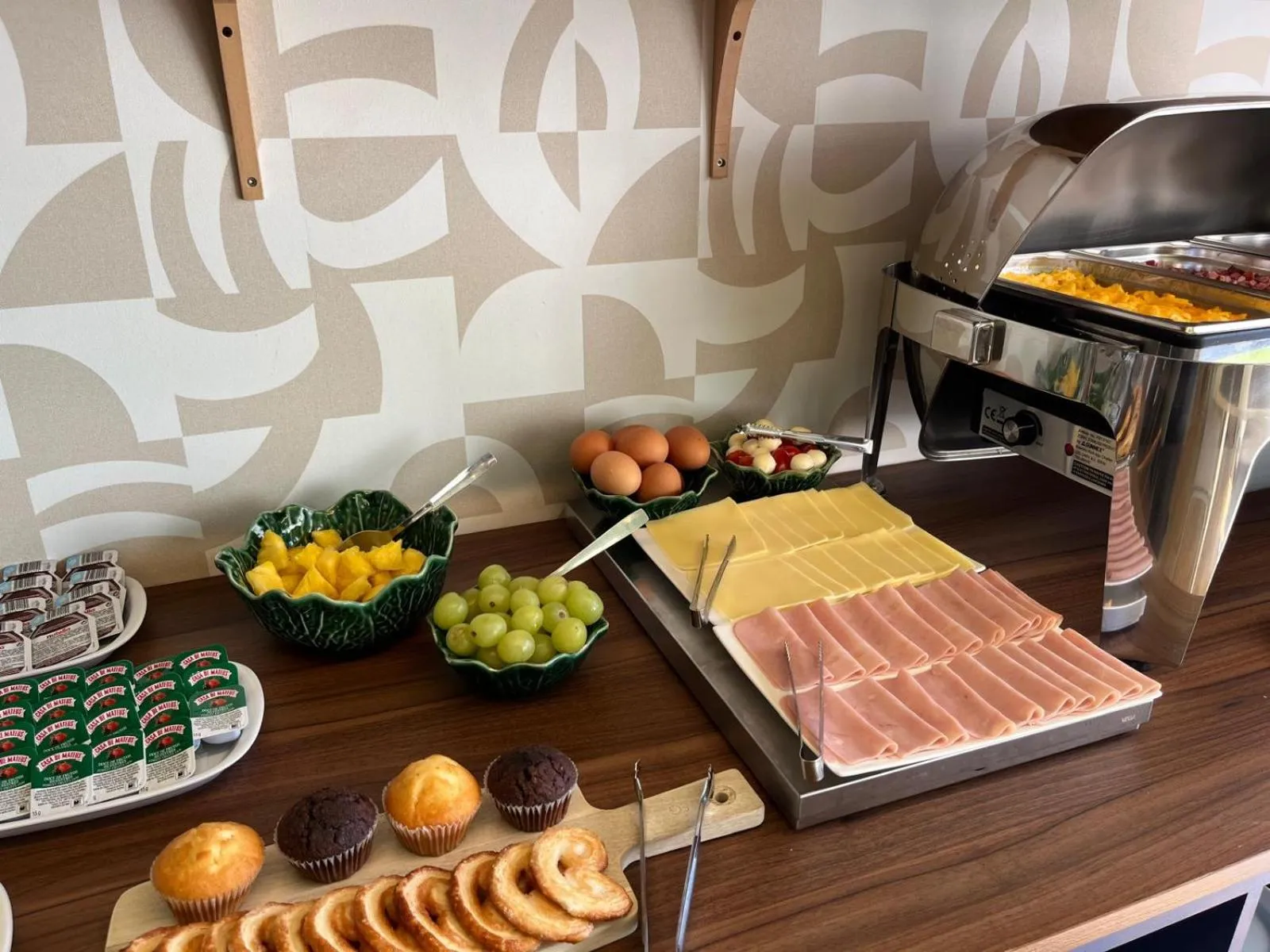 Breakfast in HILLTOP OASIS Lisboa Oeiras