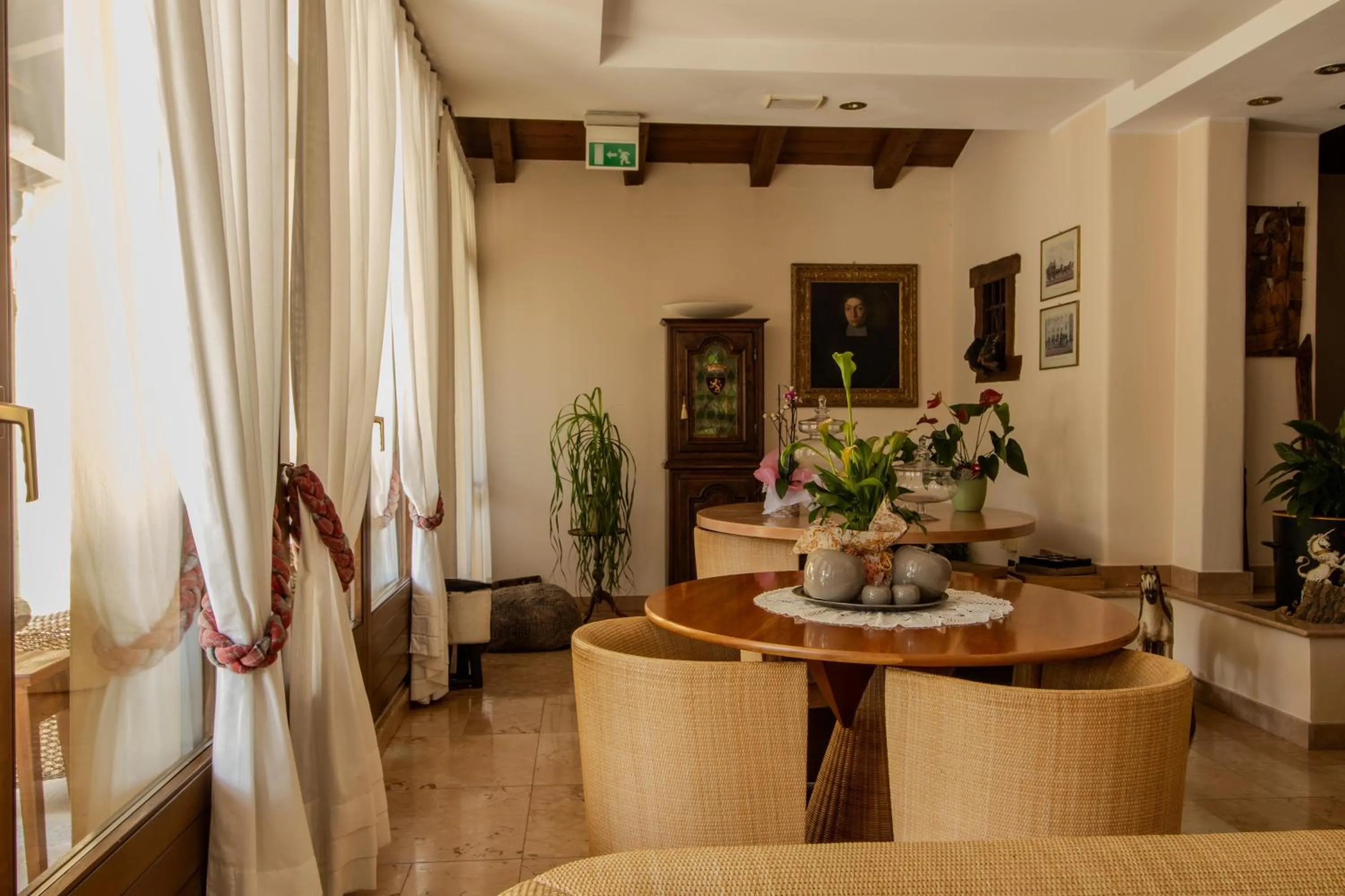 Seating area in Paradise Hotel & Wellness