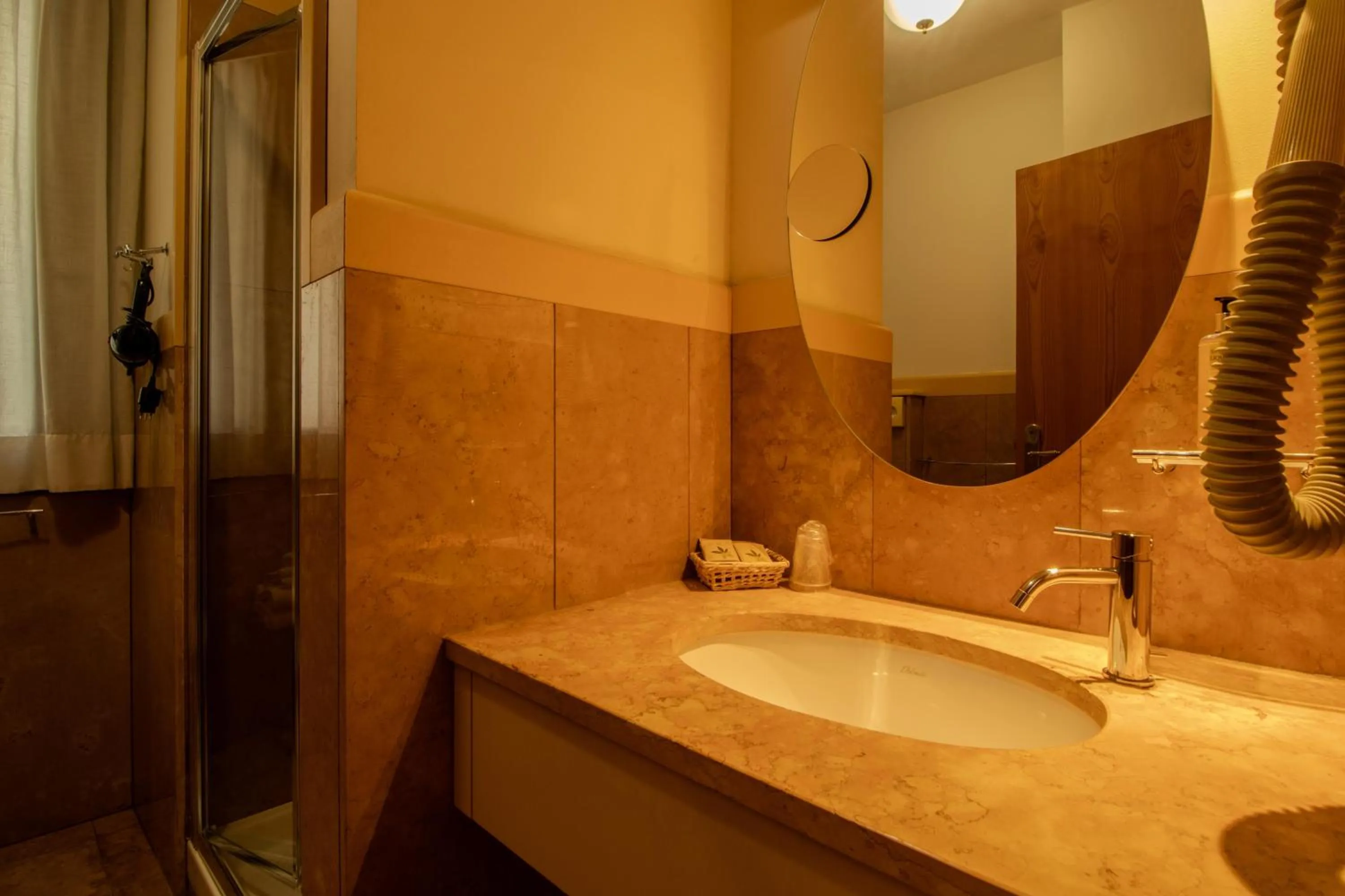 Bathroom in Paradise Hotel & Wellness