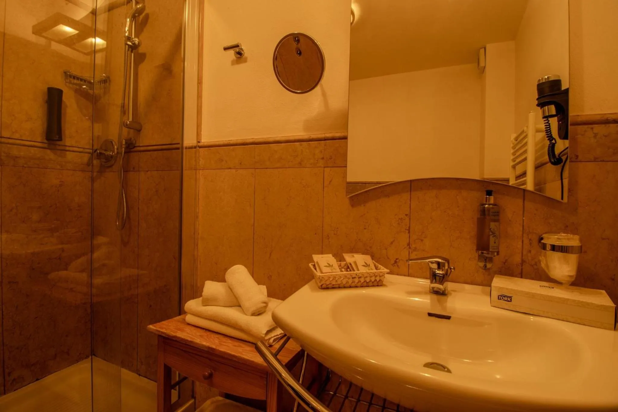 Bathroom in Paradise Hotel & Wellness