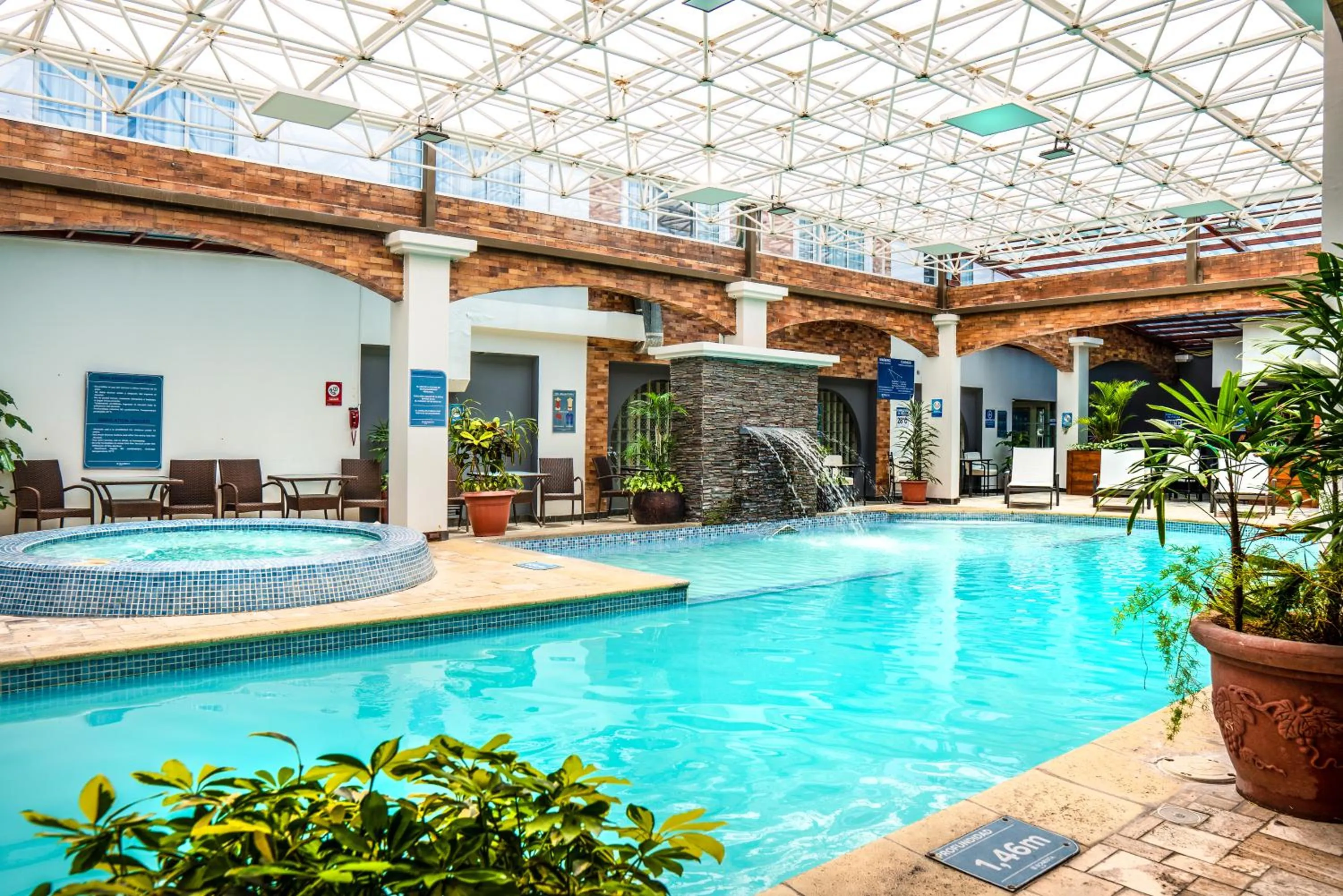 Day in Sonesta Hotel Loja