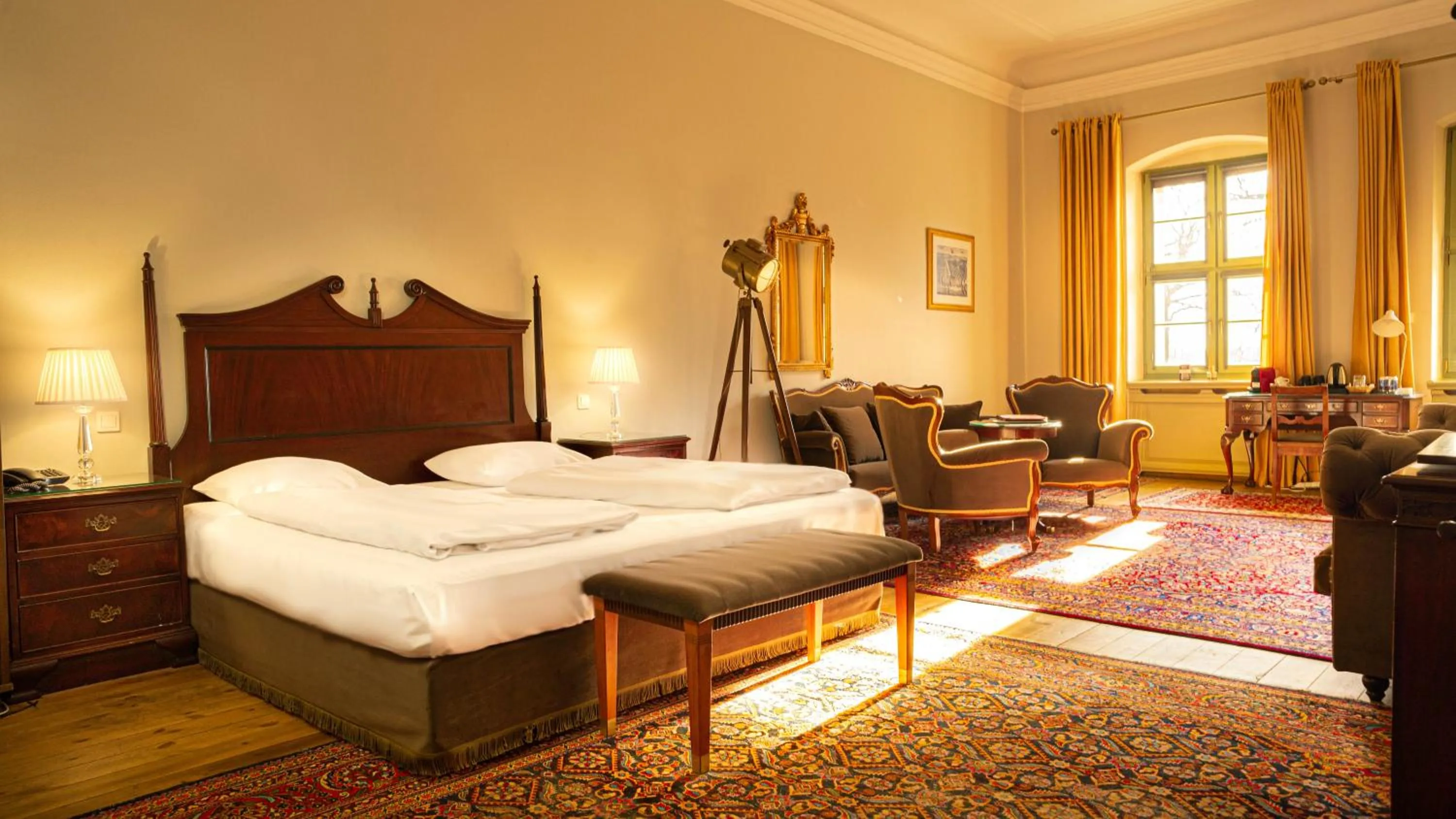 Photo of the whole room, Bed in Pałac Wiechlice - Hotel, Restaurant, SPA