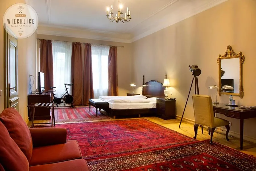 Photo of the whole room, Bed in Pałac Wiechlice - Hotel, Restaurant, SPA