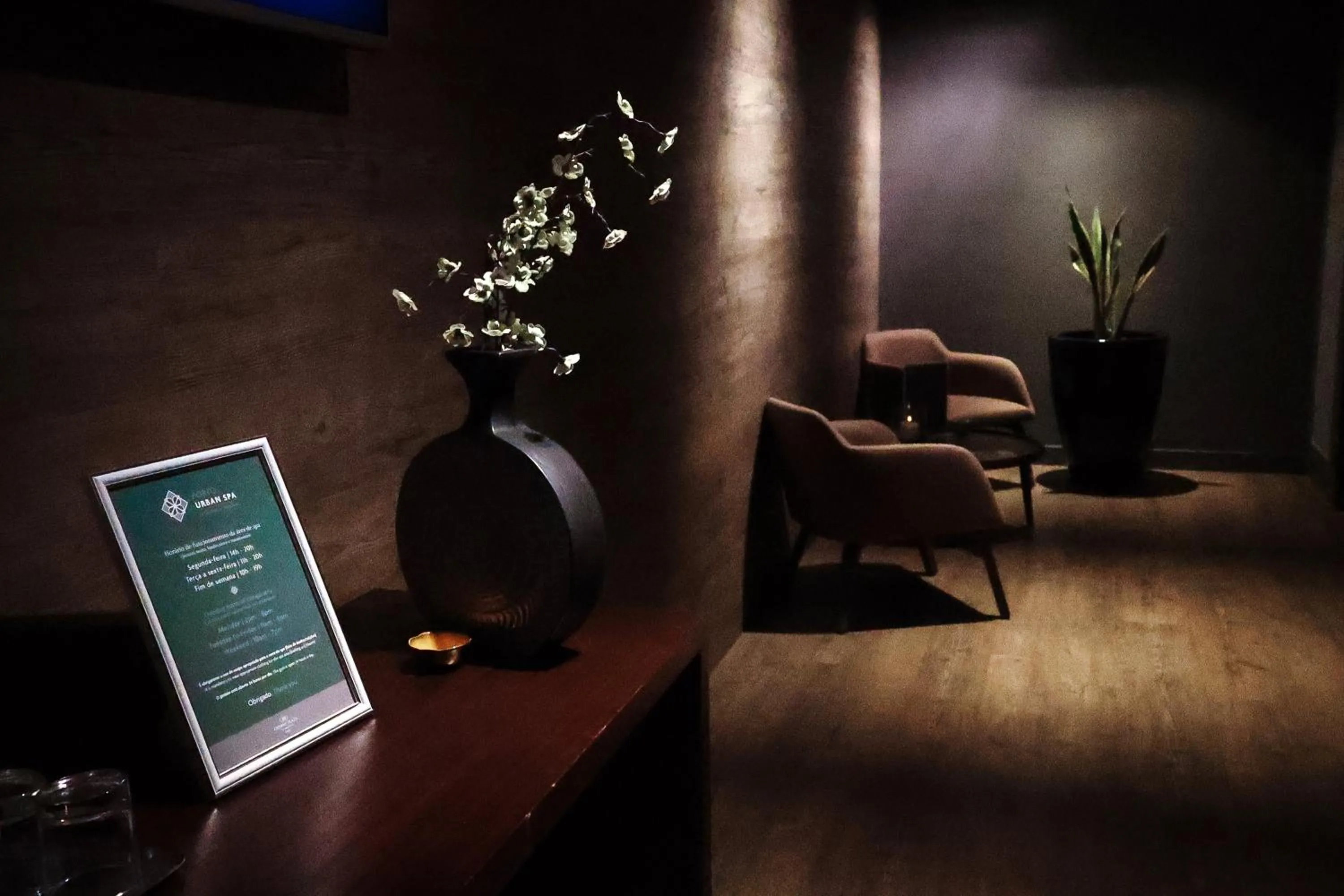 Spa and wellness centre/facilities in Crowne Plaza Porto by IHG