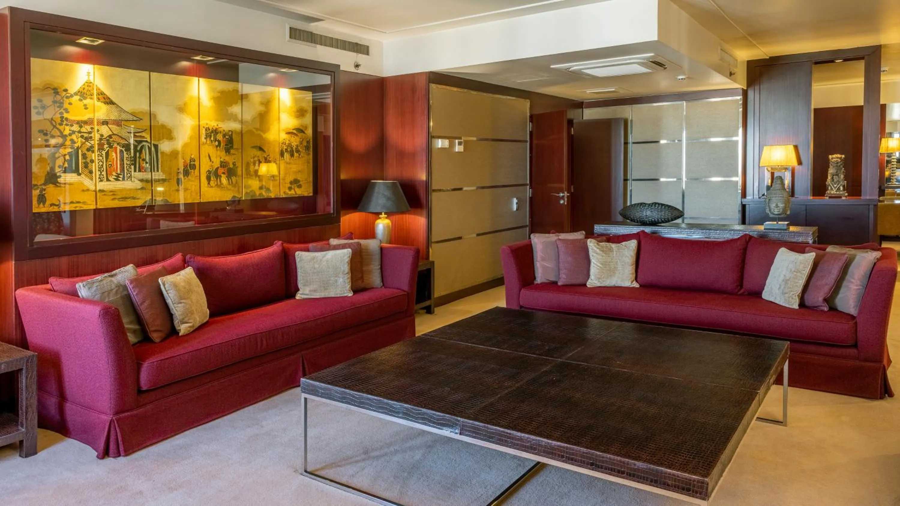 Bedroom in Crowne Plaza Porto by IHG